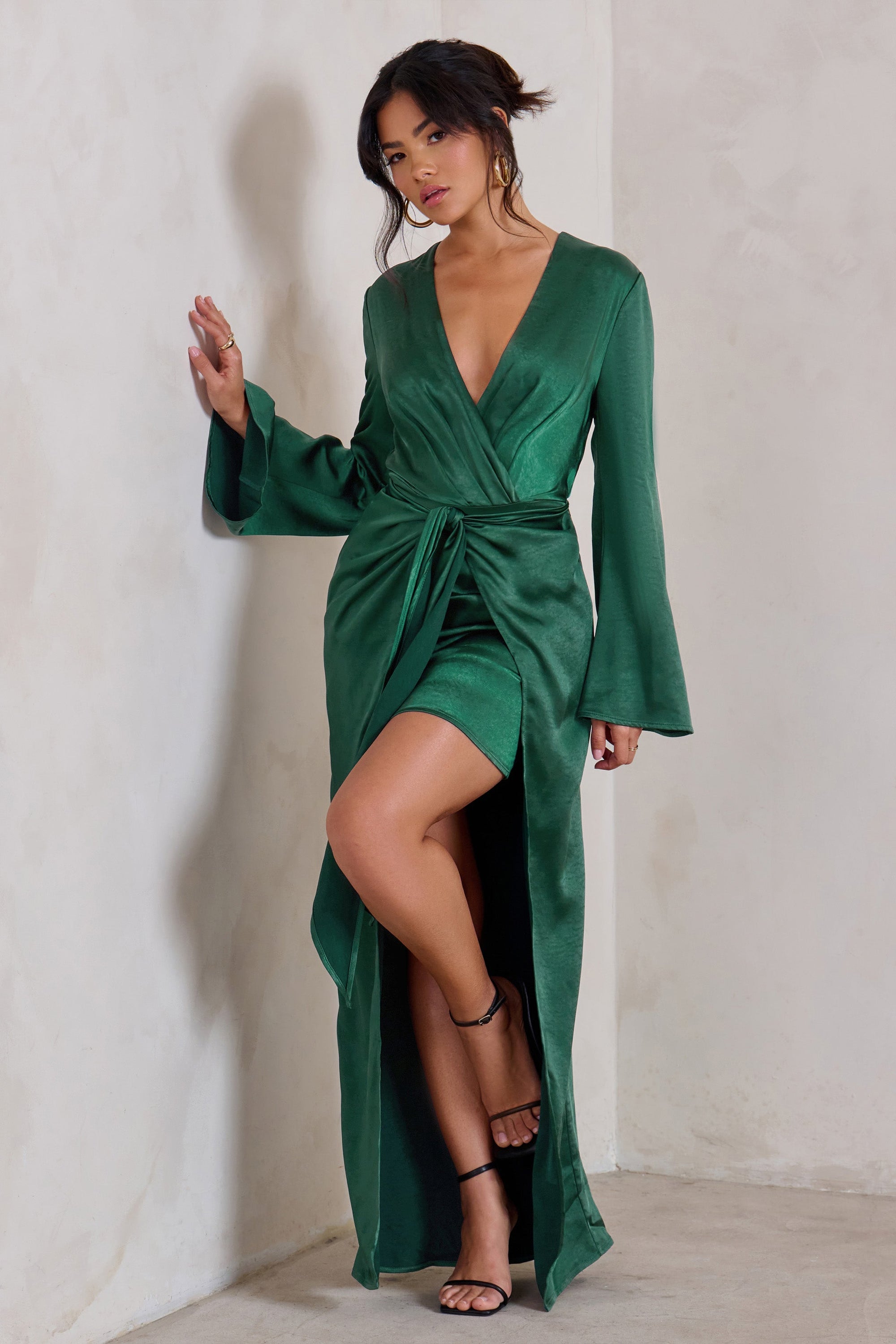 Patricia | Green Extreme Plunge Long Sleeve Maxi Dress With Tie Detail - Club L 