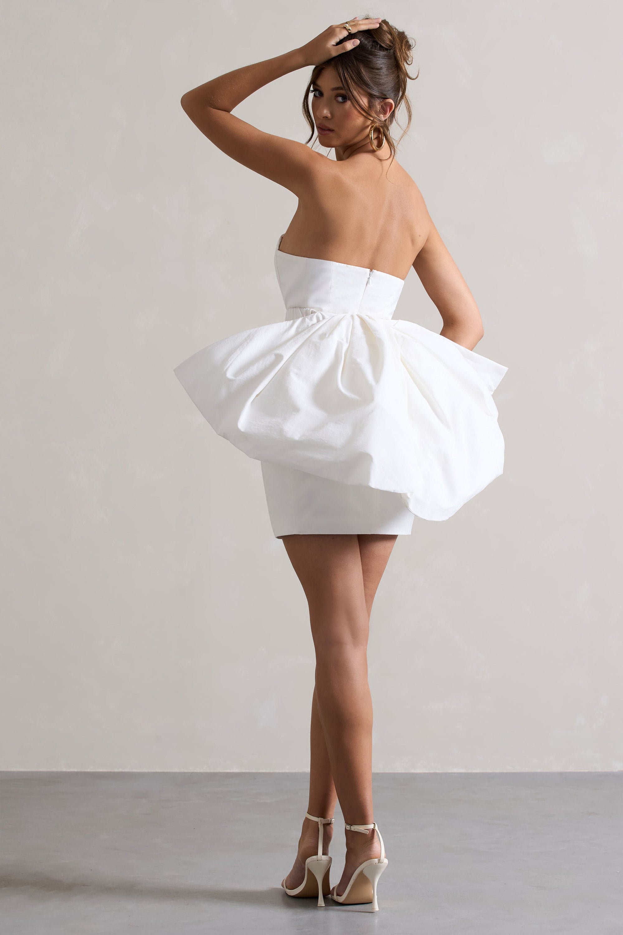 Bladen | Cream Bandeau Mini Dress With Detachable Bow Skirt - Club L 