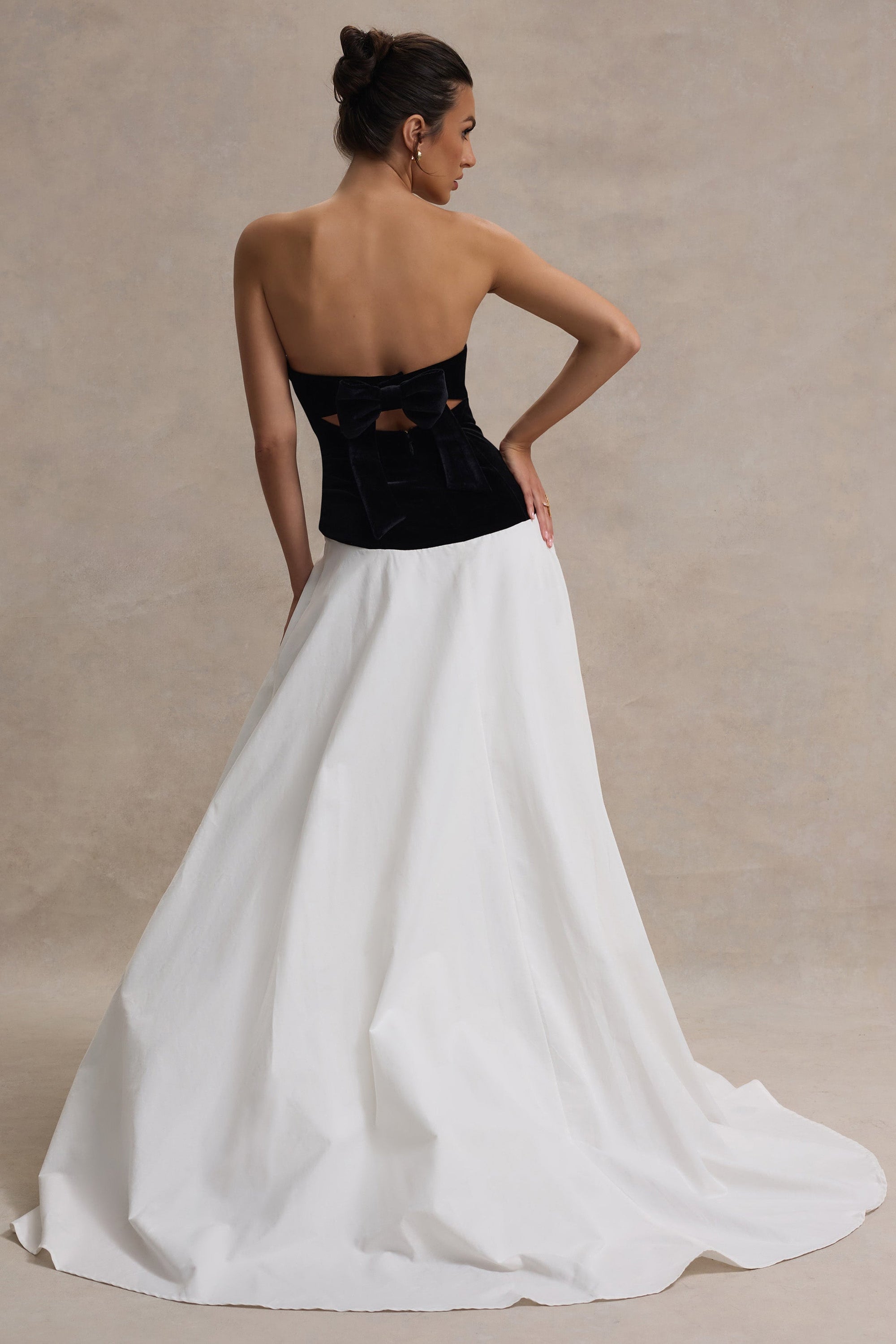 Lucienne | Black & Cream Sweetheart Corset Split Maxi Dress - Club L 