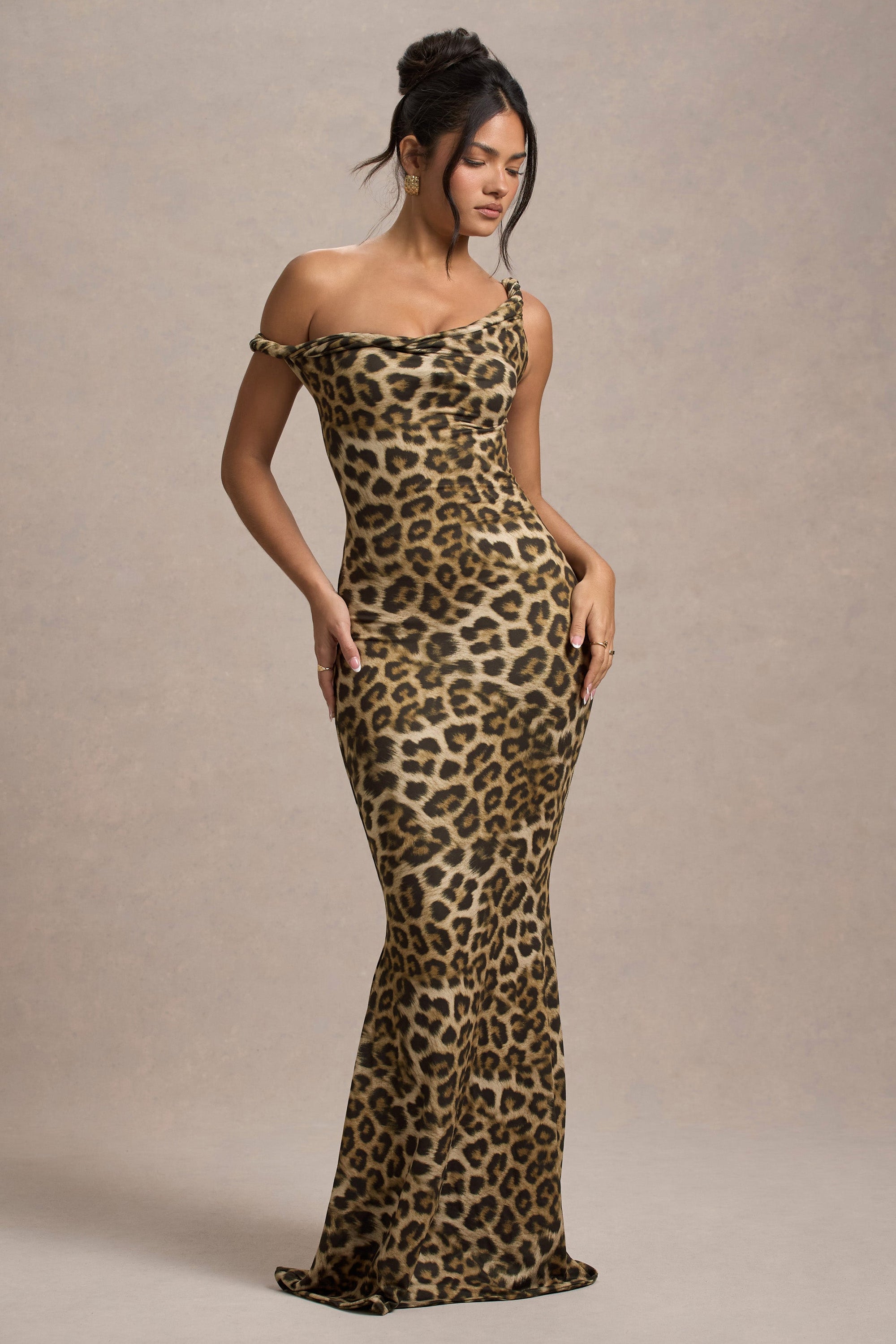 WB_HR_CL134931027-LitaLeopardPrintTwistedAsymmetricMaxiDress0