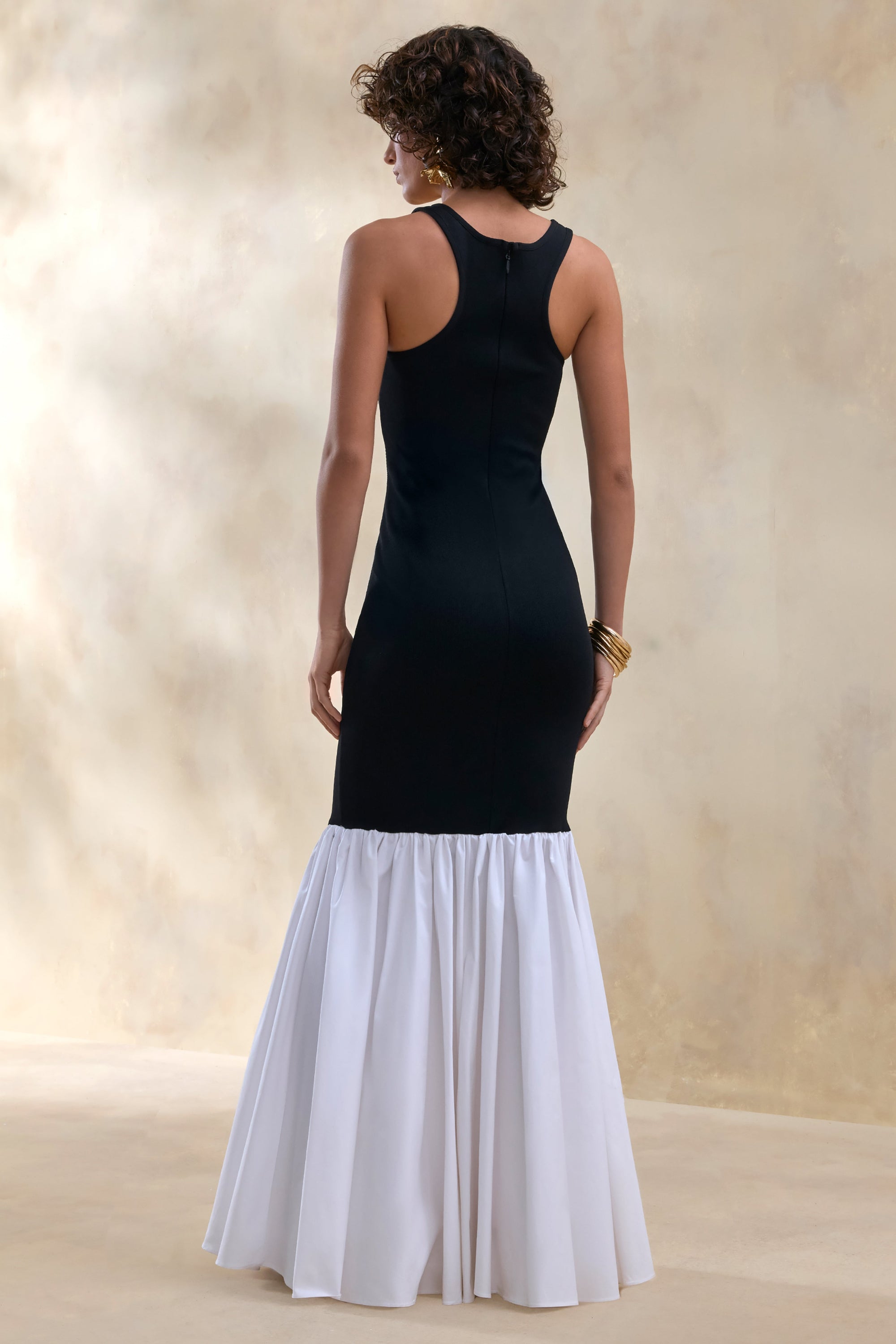 ECM_HR_CL136842240---Lexi-_-Black-And-White-Square-Neck-Mermaid-Maxi-Dress-2.jpg