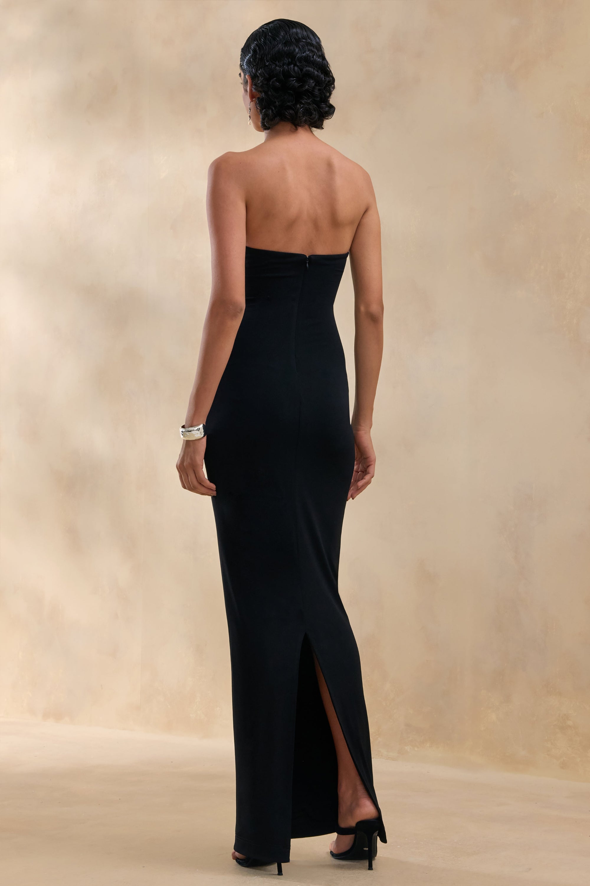 ECM_HR_CL136967002---Milania-_-Black-Asymmetric-Neck-Maxi-Dress-With-Twist-Sleeve-4.jpg