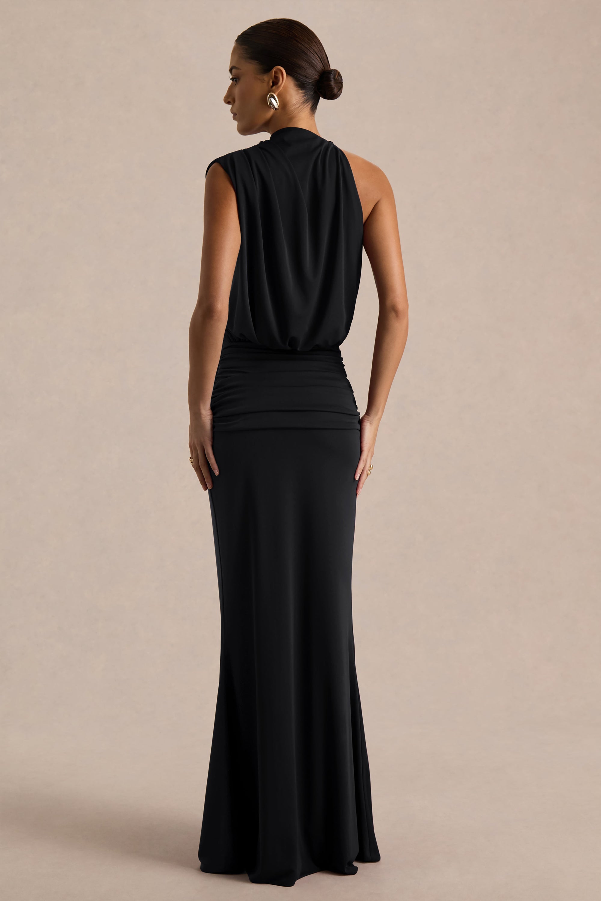ECM_HR_CL137014001---Umaira-Black-High-Neck-Maxi-Dress-02.jpg