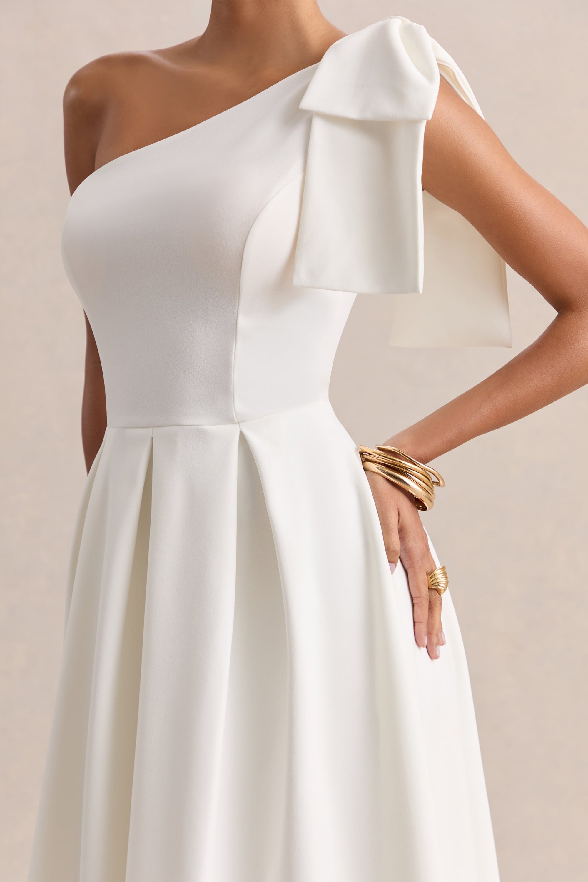 ECM_HR_CL137132110---Meria-_-White-Asymmetric-Neck-Midi-Dress-With-Bow-Sleeve-01.jpg