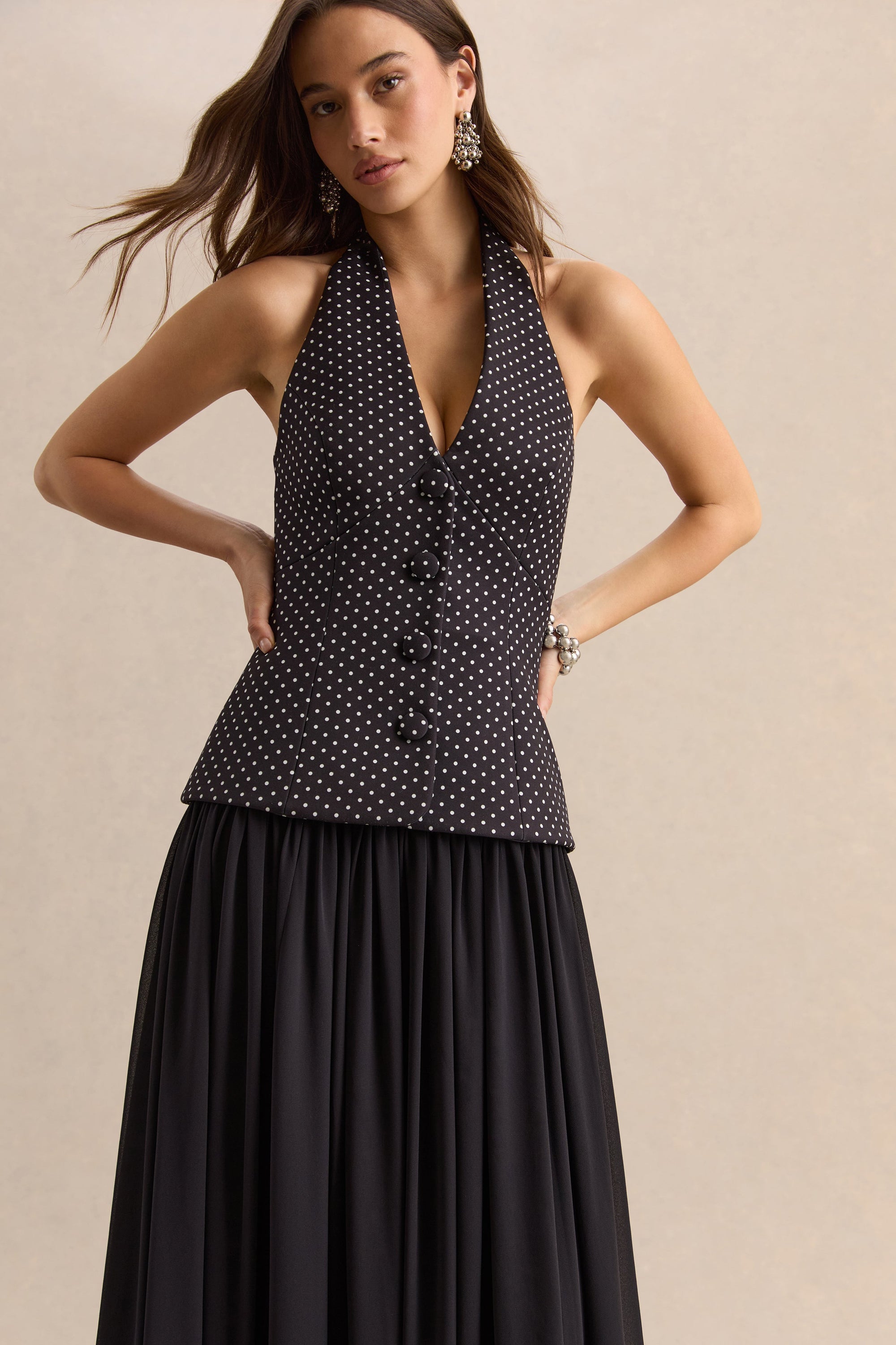 ECM_HR-CL137142141 - Zarina - Black & White Plunge-Neck Maxi Dress 07.jpg
