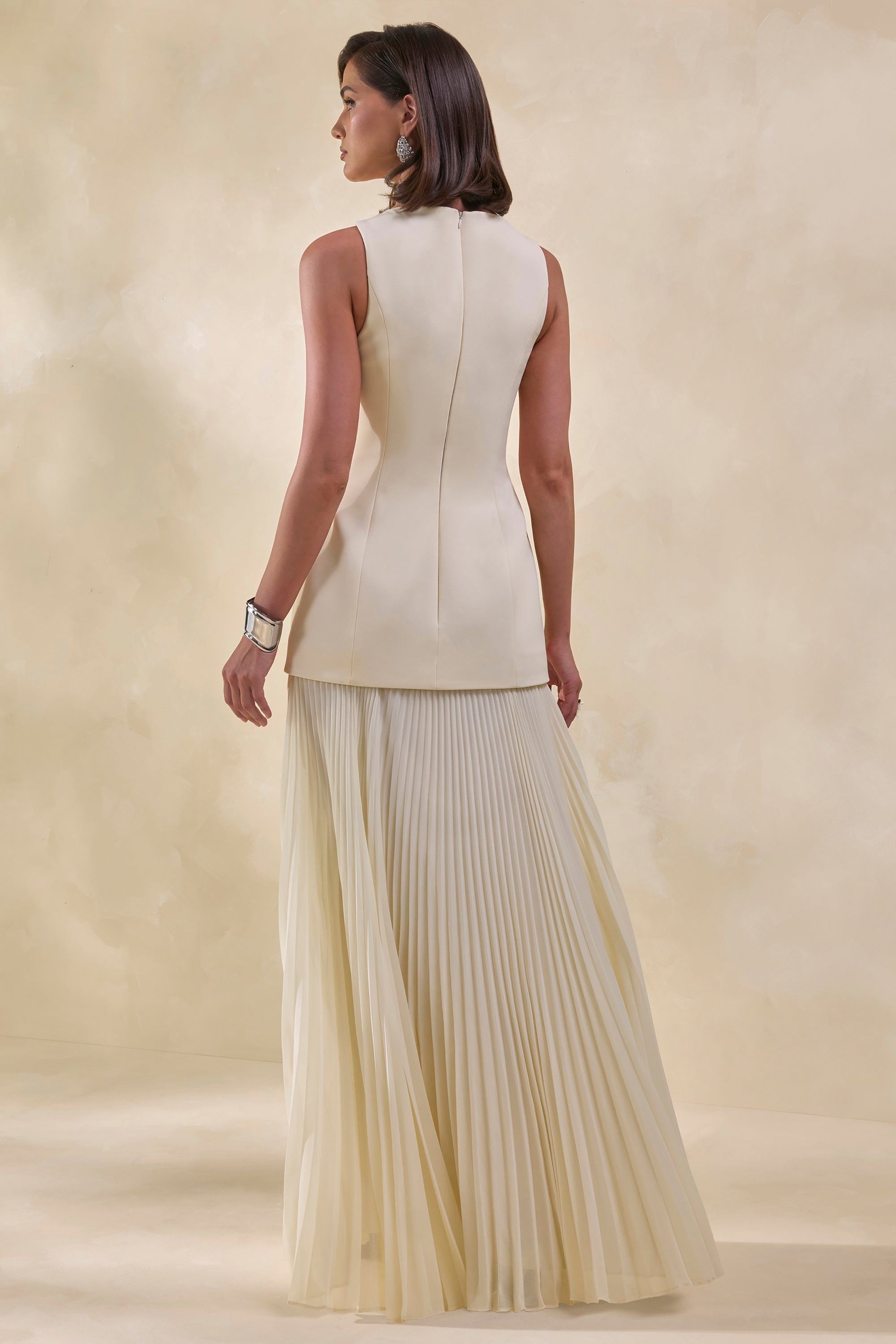 ECM_HR_CL137162061---Hadley-Stone-Boat-Neck-Maxi-Dress-With-Drop-Waist5.jpg