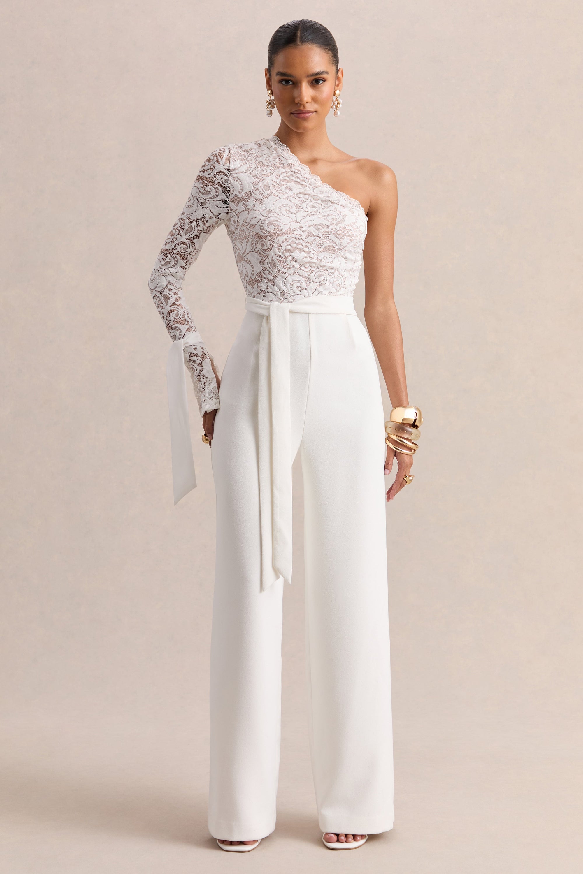 ECM_HR_CL137246110 - Clarence _ White Lace Asymmetric-Neck Jumpsuit With Bow-Details 04_H.jpg