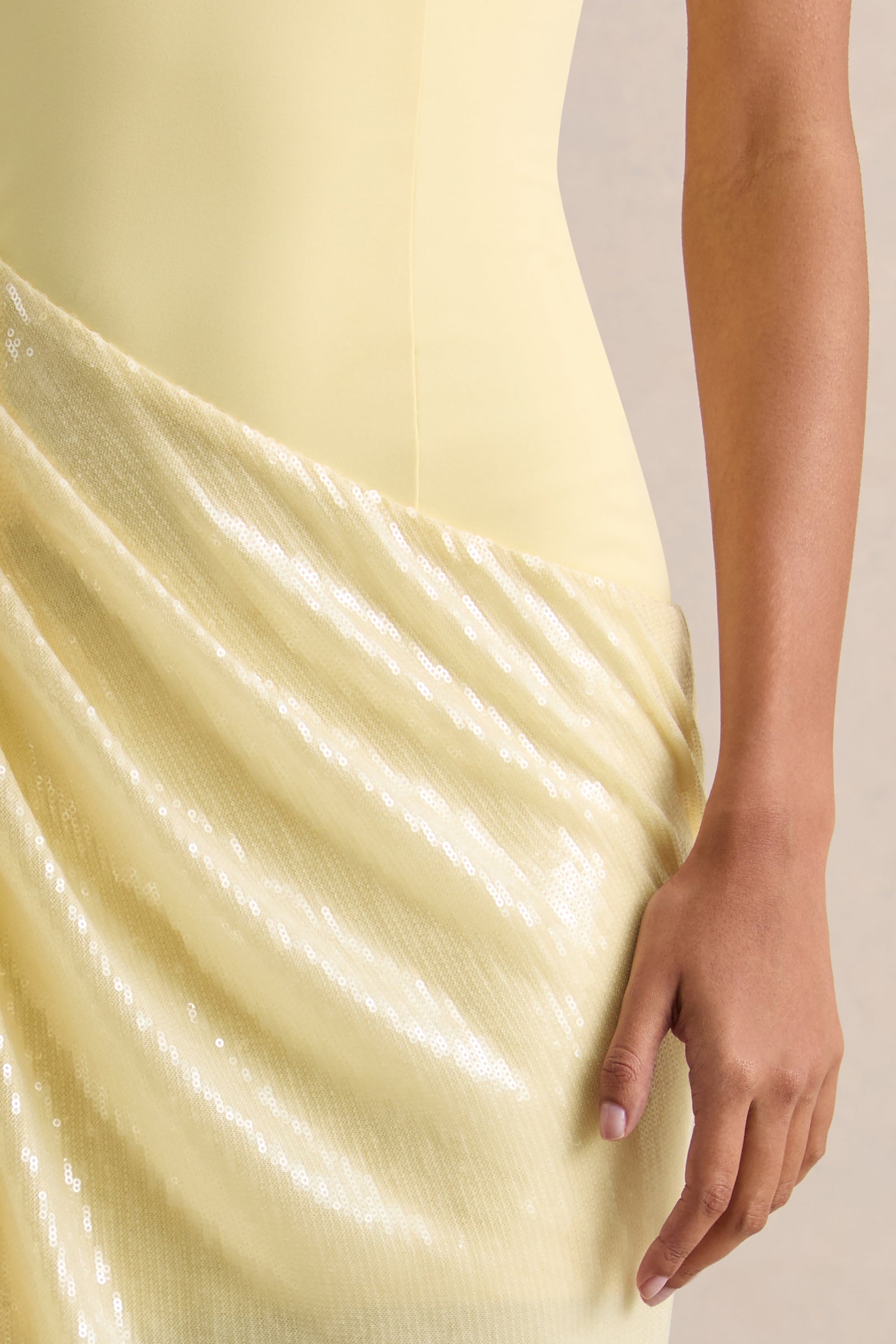ECM_HR_CL137249121---Ada-_-Lemon-Crew-Neck-Maxi-Dress-With-Sheer-Skirt-And-Ruffled-Detailing-05.jpg