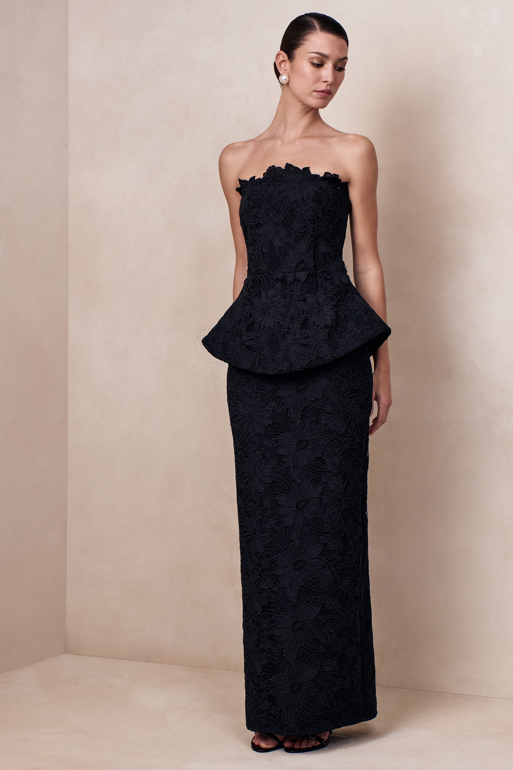 ECM_CL137309001---Delvine-_-Black-Lace-Bandeau-Corset-Maxi-Dress-04.jpg