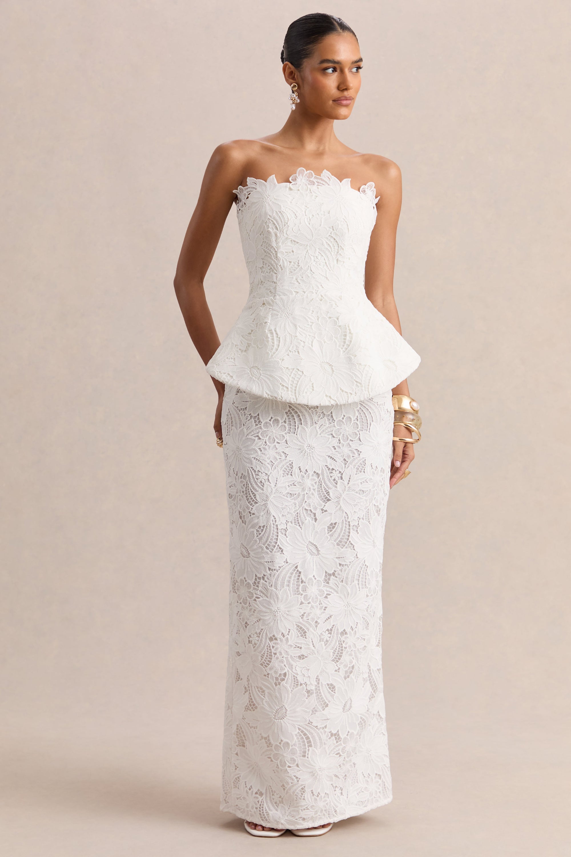ECM_HR_CL137309110---Delvine-_-White-Lace-Bandeau-Corset-Maxi-Dress-05.jpg