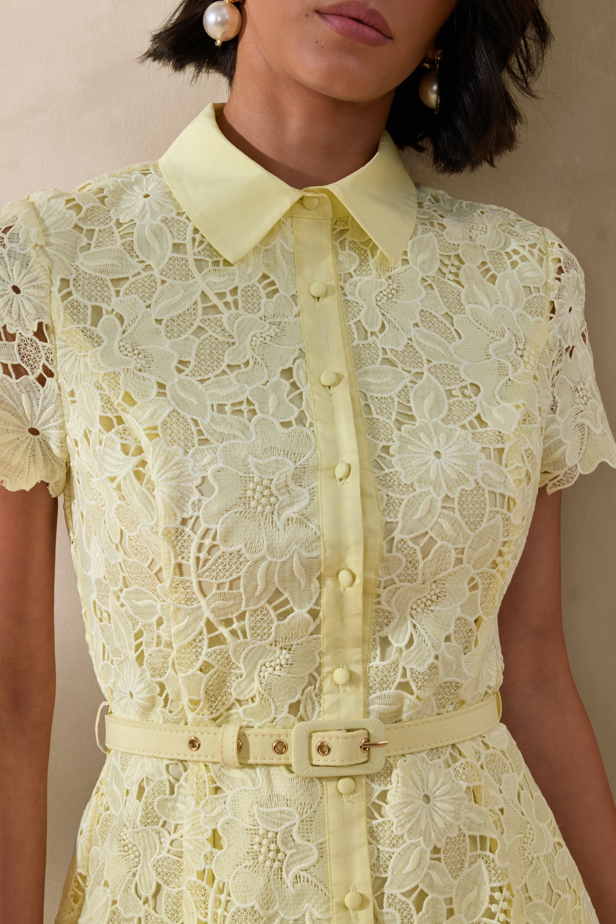ECM_HR_CL137348121---Zalie-_-Yellow-Lace-High-Neck-Belted-Midi-Dress-4_4.jpg