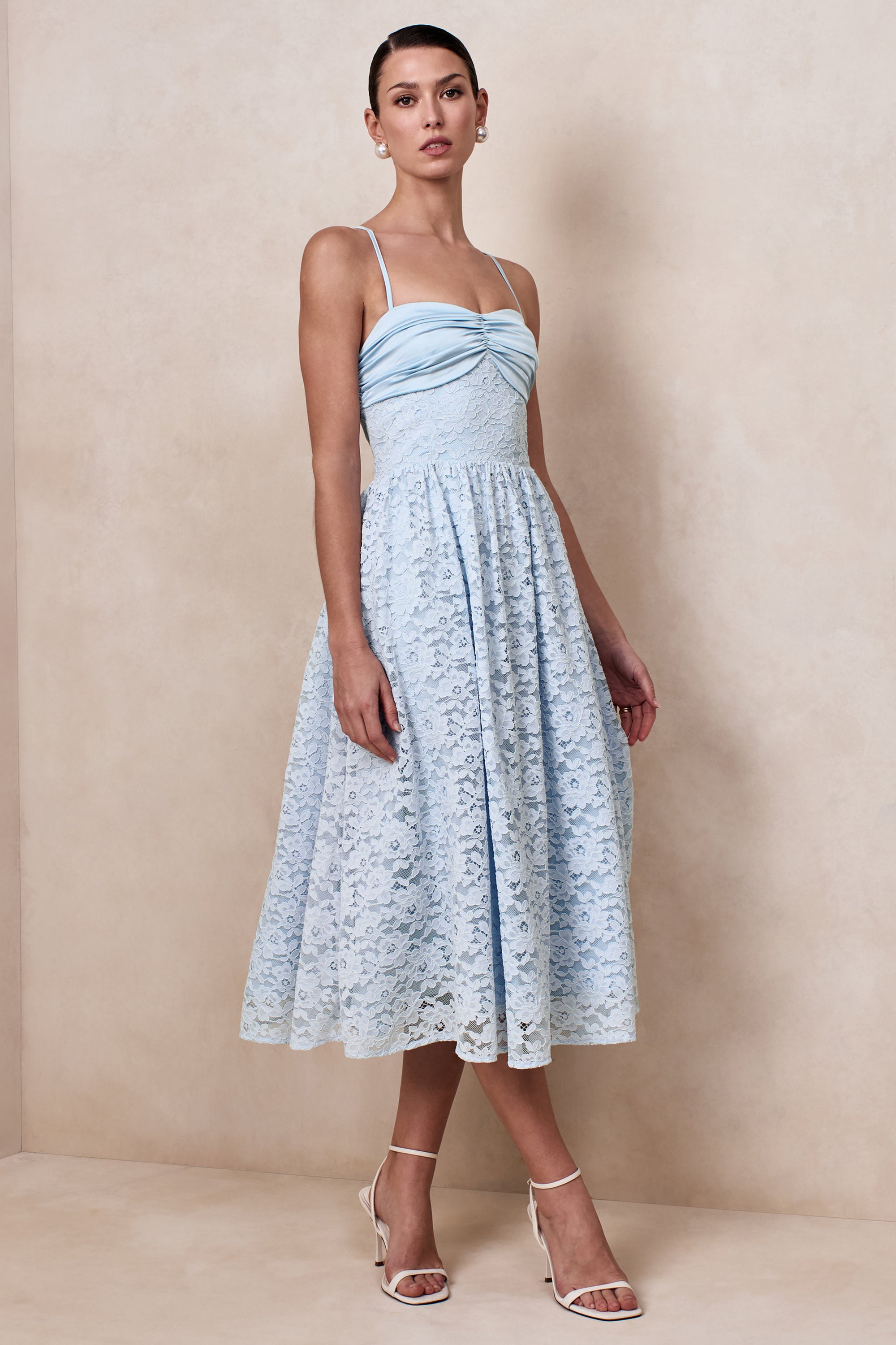 ECM_CL137441013---Gloriana-_-Powder-Blue-Lace-Sweetheart-Neck-Midi-Dress-01.jpg