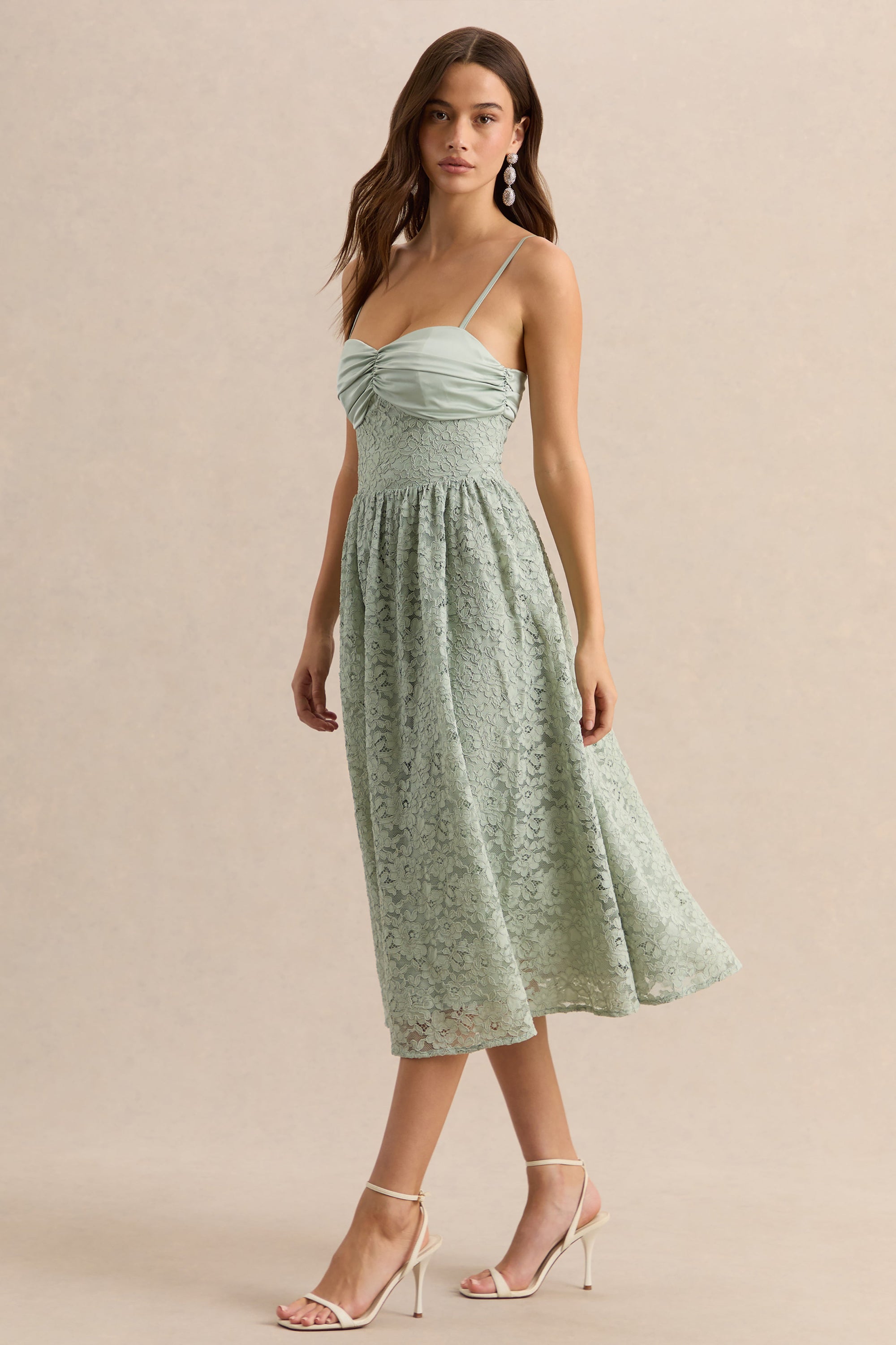 ECM_HR_CL137441033---Gloriana---Sage-Lace-Sweetheart-Neck-Midi-Dress-__-PHOTOSHOOT-05.03.2026-ERGO---RUBY-1.jpg