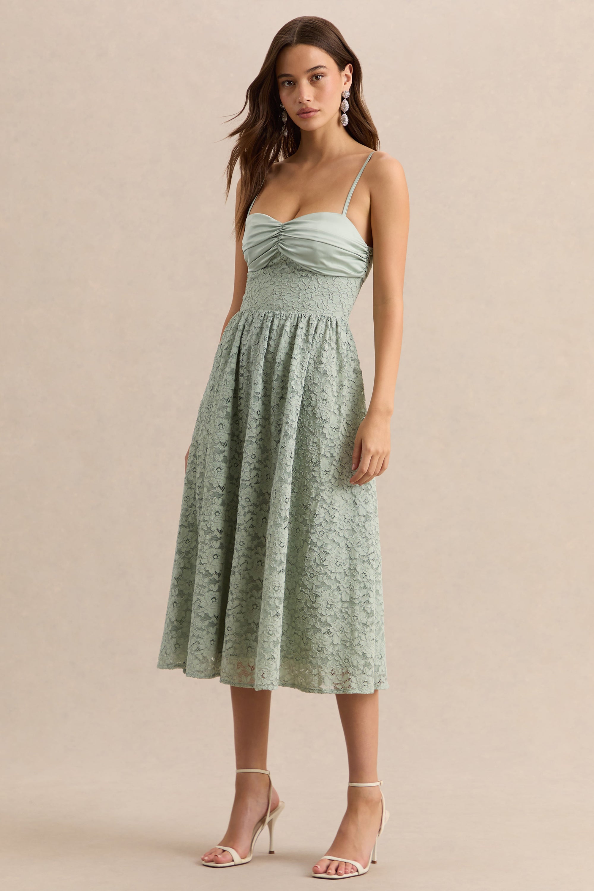 ECM_HR_CL137441033---Gloriana---Sage-Lace-Sweetheart-Neck-Midi-Dress-__-PHOTOSHOOT-05.03.2026-ERGO---RUBY-2.jpg