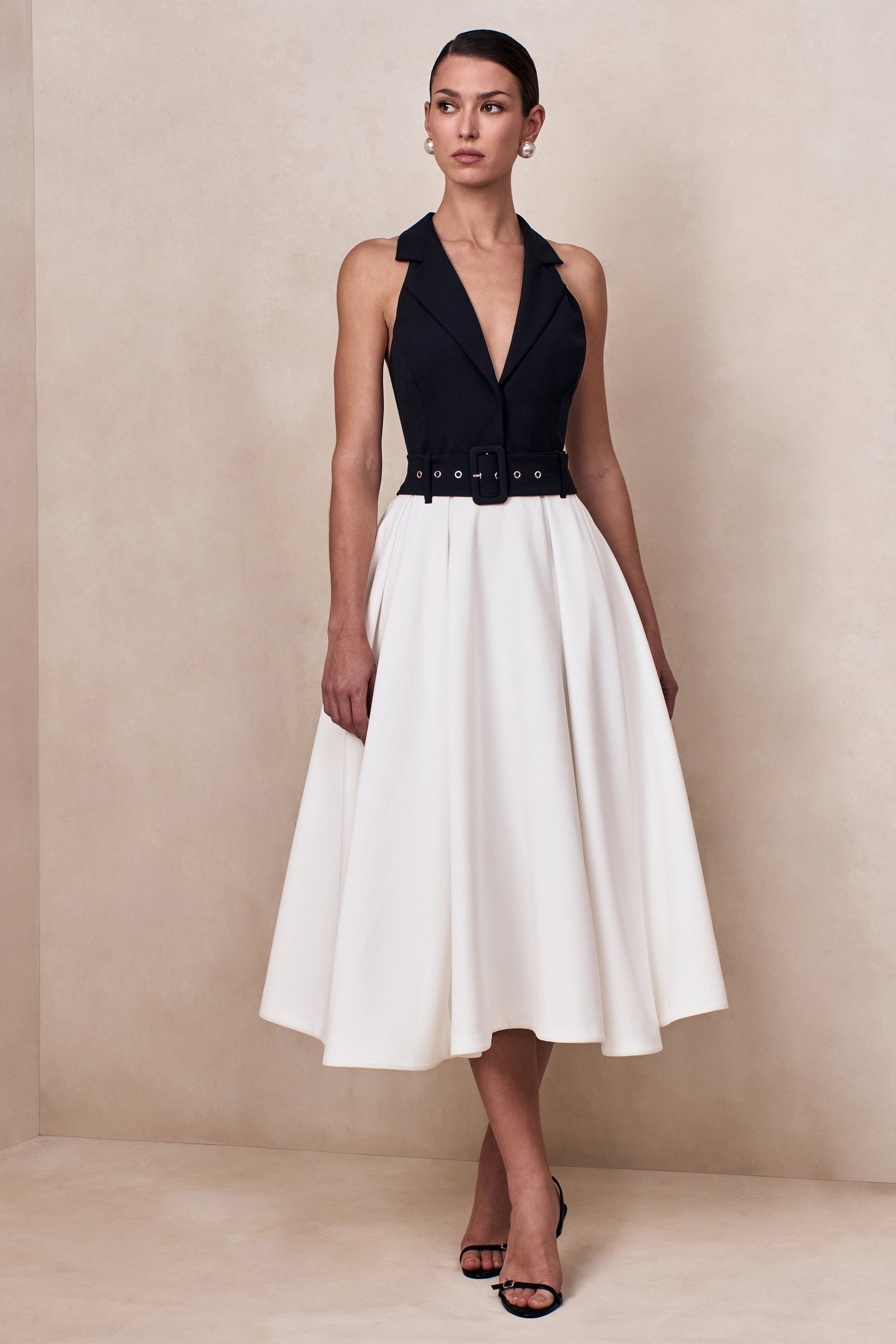 CL13747600106_ECM_CL137476001_-_Alessa___Black_White_Plunge-Neck_Tailored_Midi_Dress_03