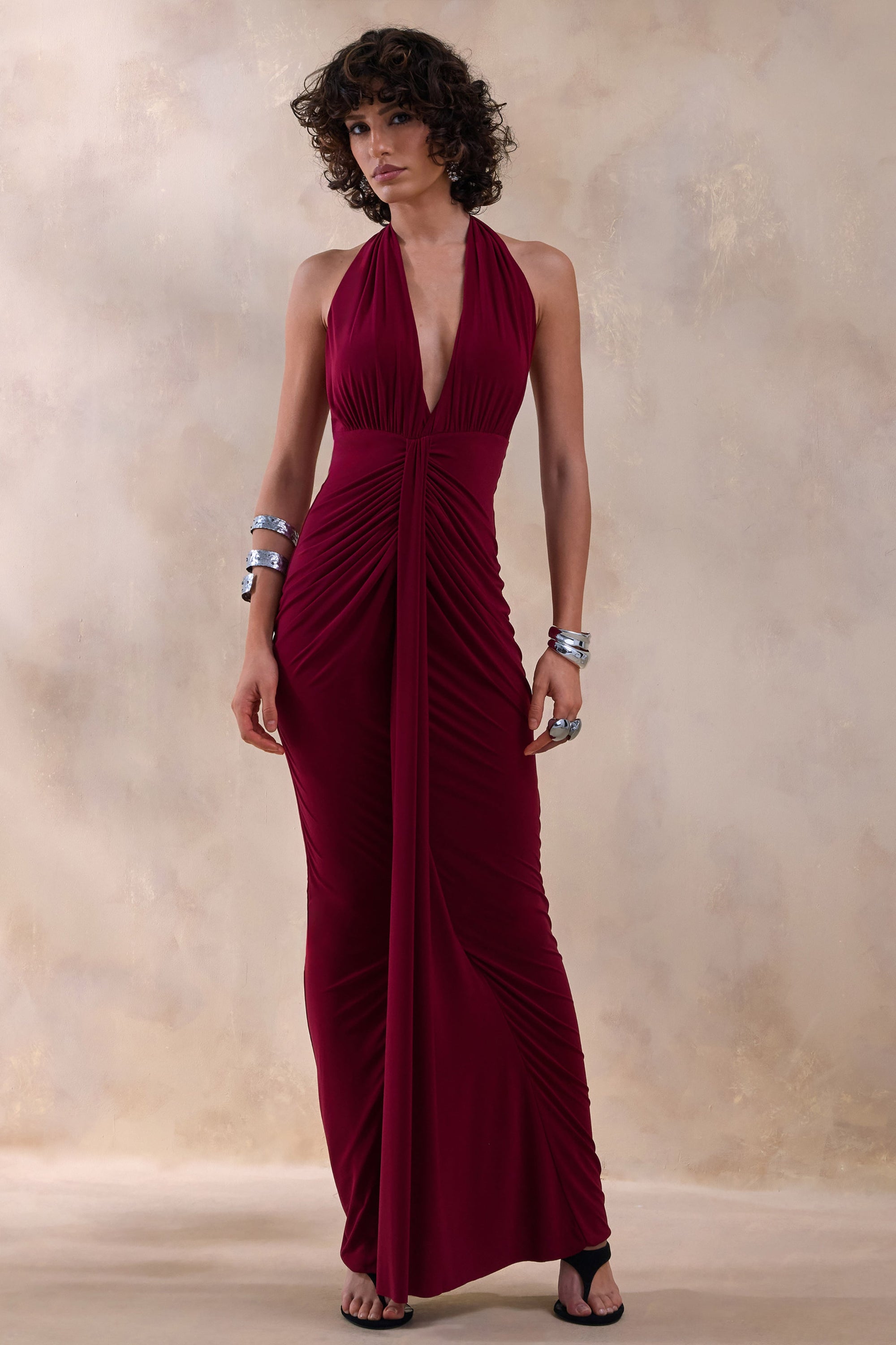 ECM_HR_CL137478102---Lesley-_-Burgundy-Plunge-Neck-Maxi-Dress-4.jpg