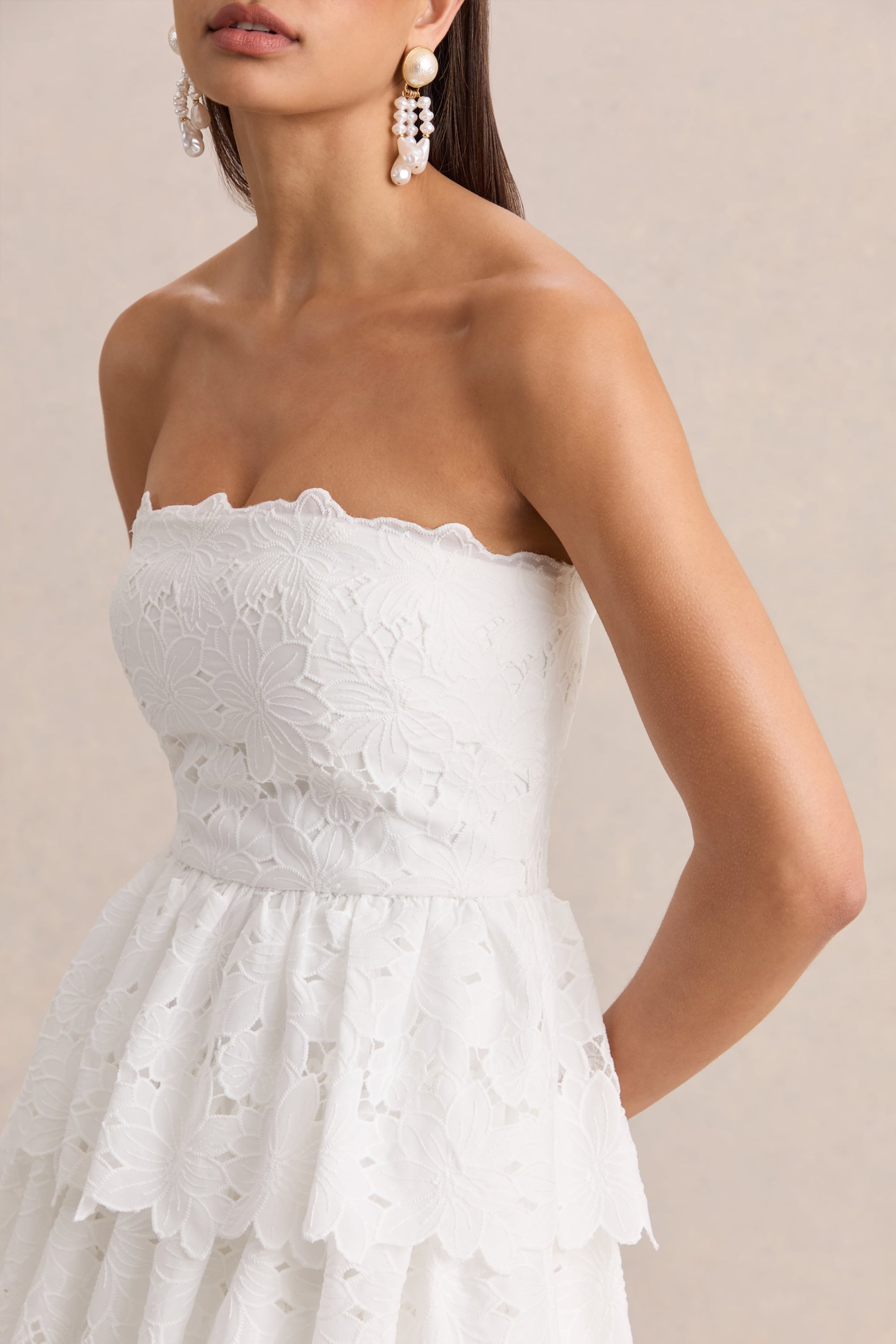 ECM_HR_CL137494110---Winona-_-White-Lace-Square-Neck-Mini-Dress-With-Ruffled-Detailing-02.jpg