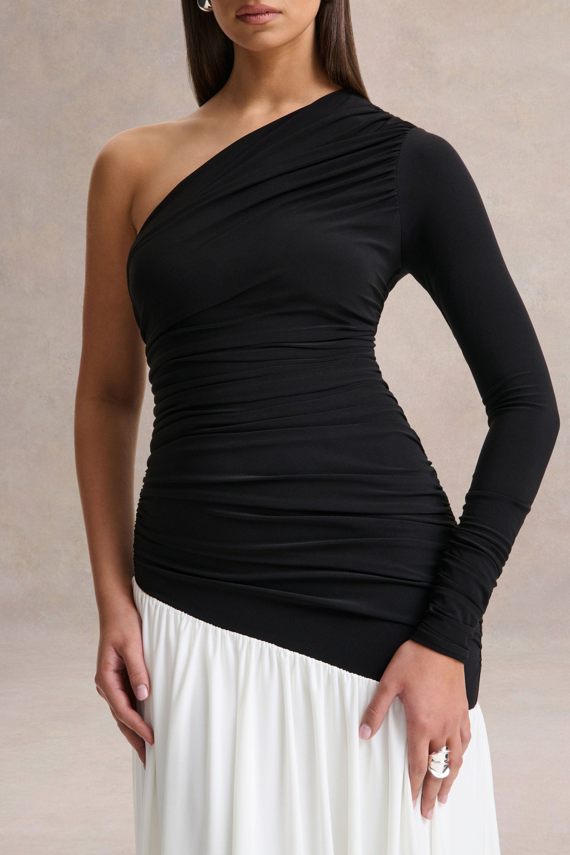 BGR_HR_CL137519002 - Danila _ Black And White Asymmetric-Neck Maxi Dress With Drop-Waist 04.jpg