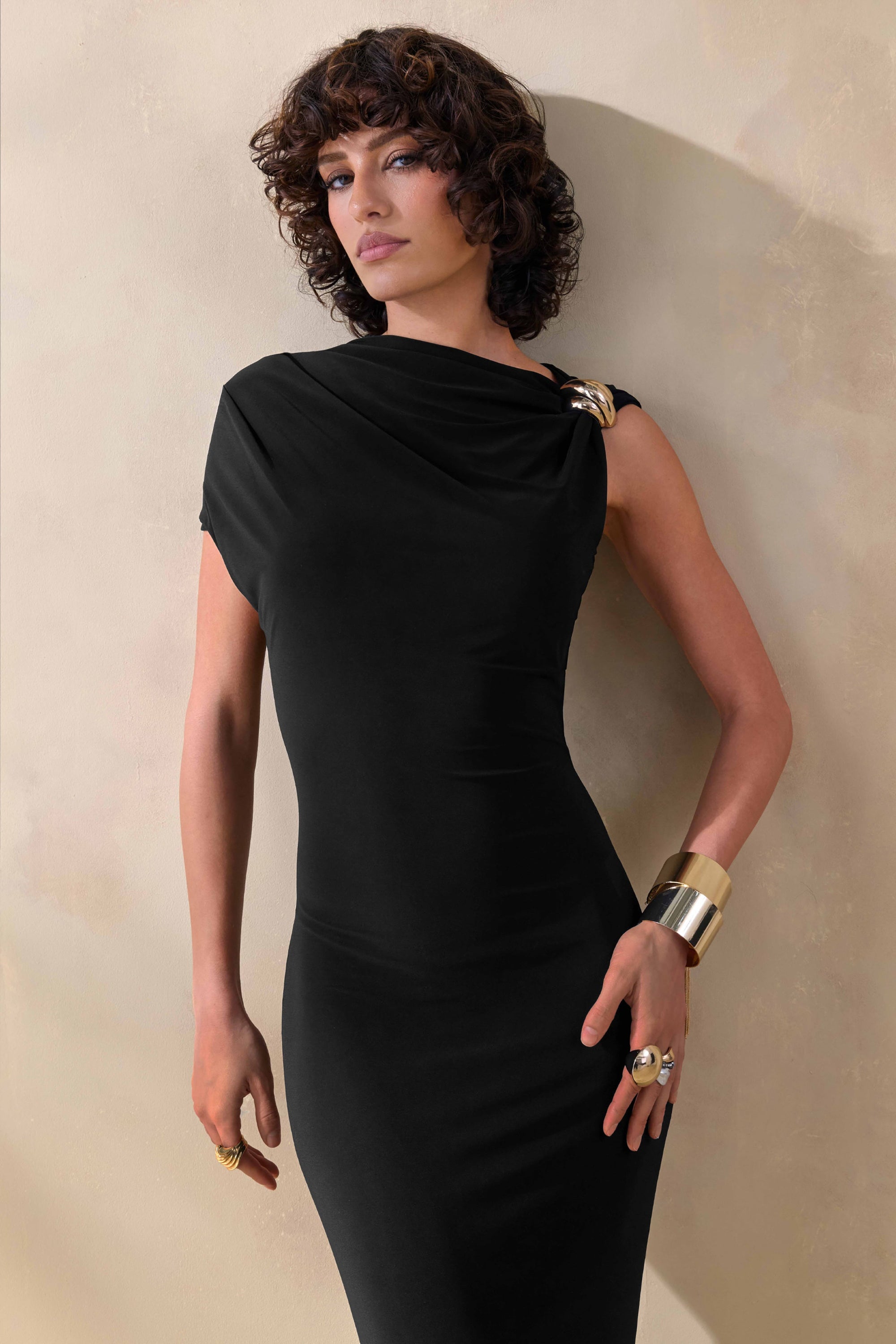 ECM_HR_CL137523001---Blaire-_-Black-Asymmetric-Neck-Maxi-Dress-With-Gold-Detailing-4.jpg