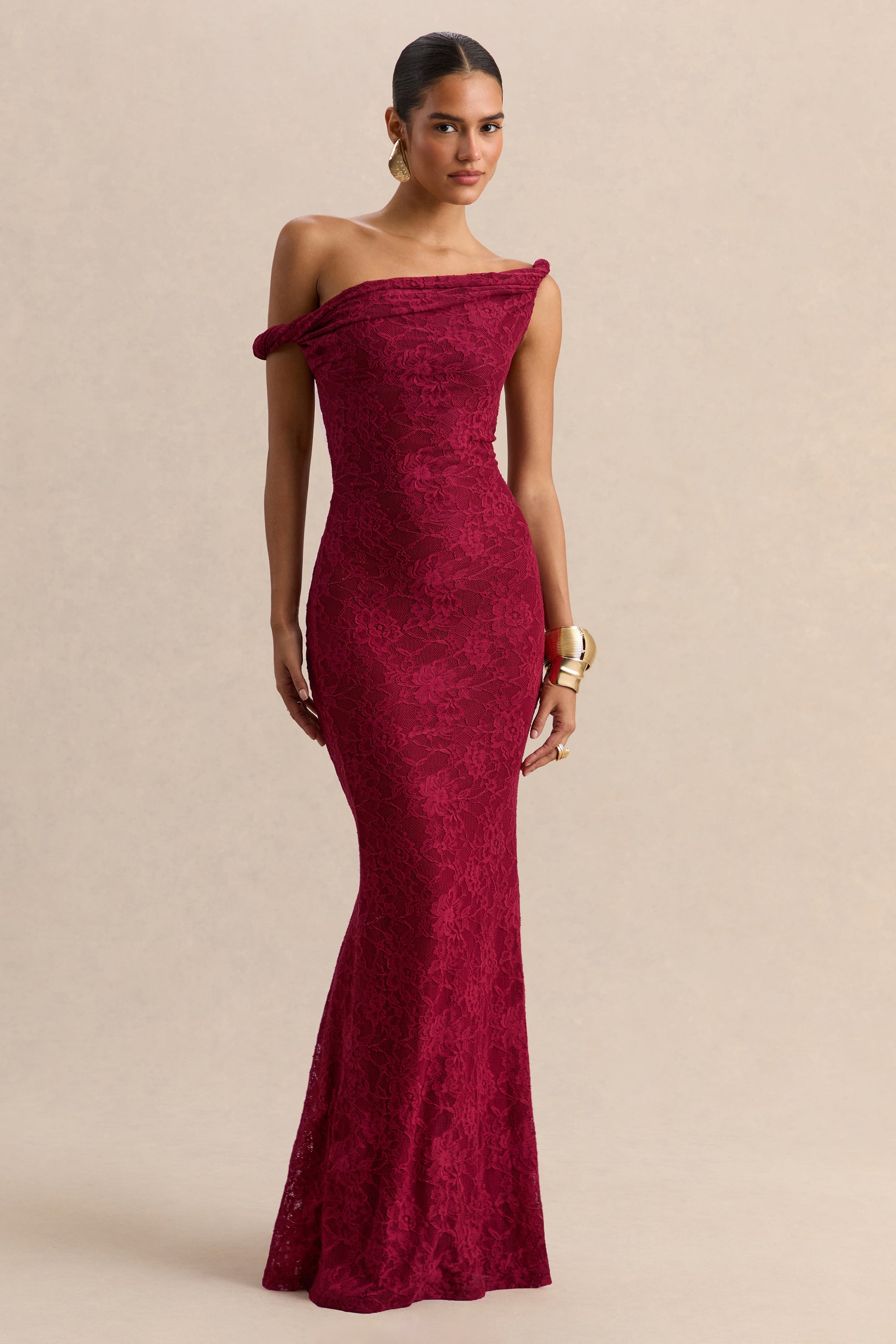 CL13757410206_ECM_HR_CL137574102_-_Afina_-_Burgundy_Lace_Asymmetric-Neck_Maxi_Dress_01_HERO