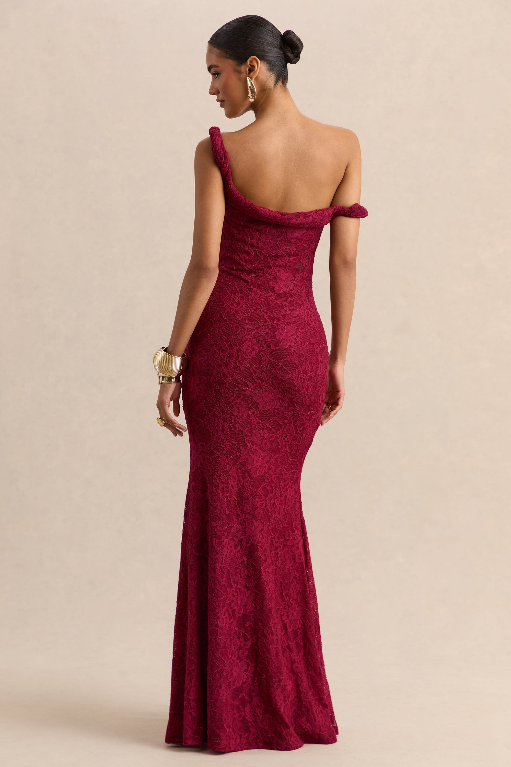 CL13757410206_ECM_HR_CL137574102_-_Afina_-_Burgundy_Lace_Asymmetric-Neck_Maxi_Dress_04