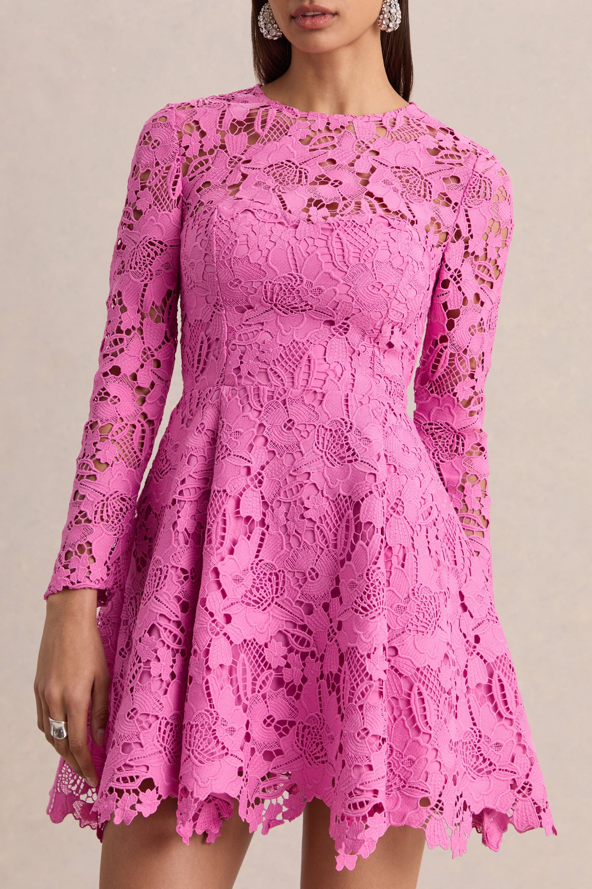 ECM_HR_CL137585084 - Morina _ Pink Lace High-Neck Mini Dress 05.jpg
