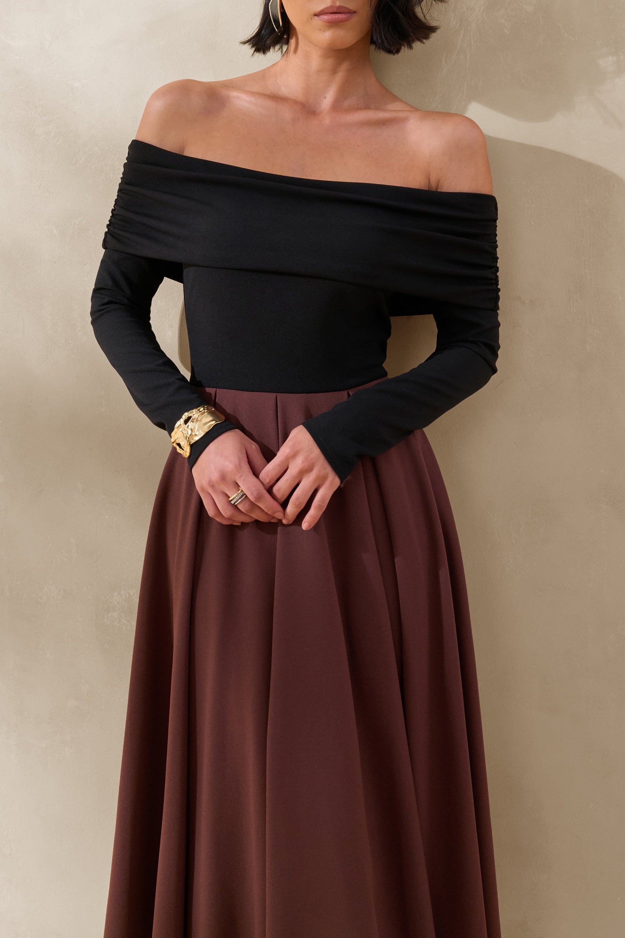 ECM_HR_CL137613022---Frederica-_-Black-And-Brown-Bardot-Neck-Midi-Dress4.jpg