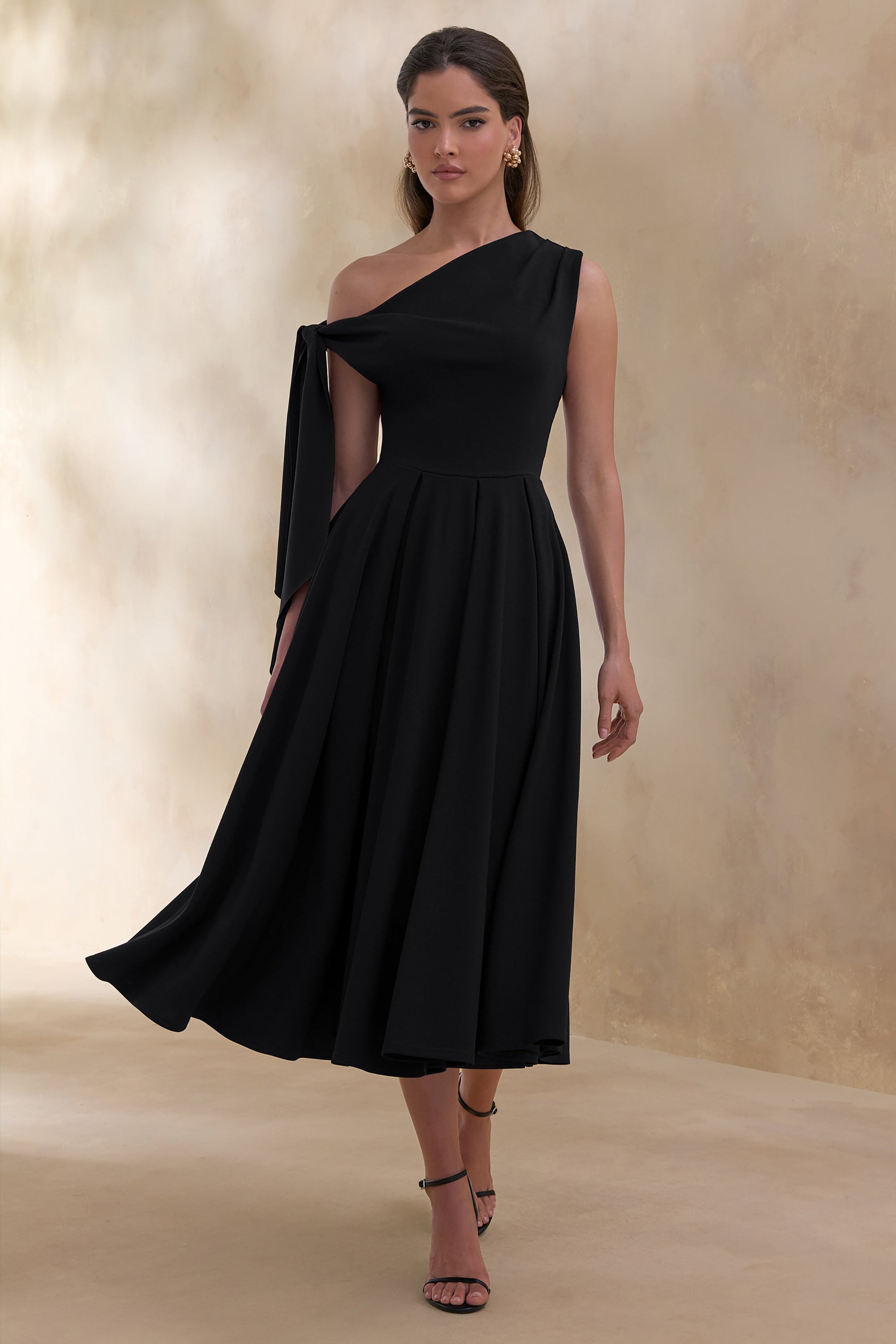ECM_HR_CL137614001-Daring-_-Black-Asymmetric-Neck-Midi-Dress-With-Knot-Detail_01.jpg