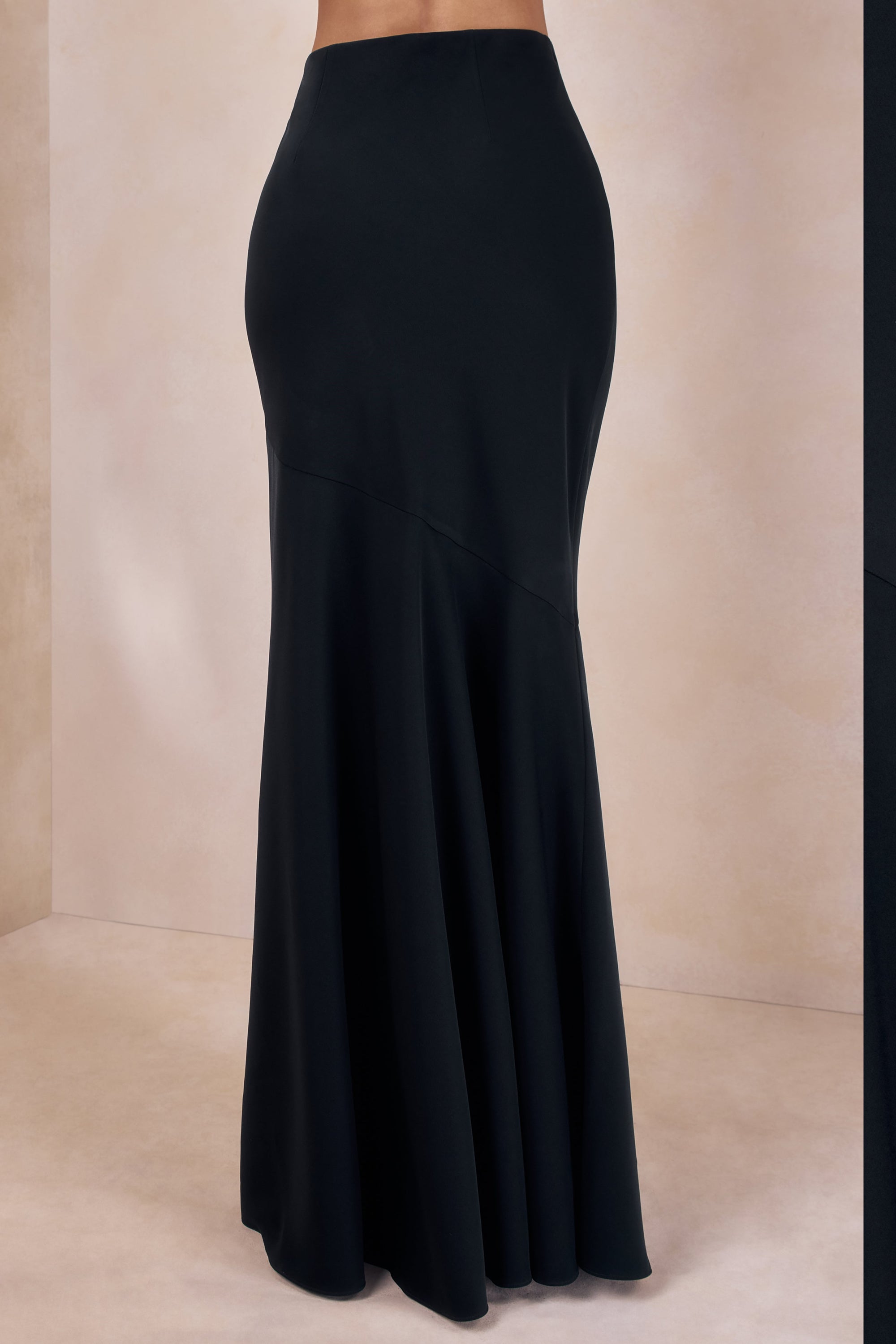 ECM_HR_CL137321001---Sancelle-_-Black-Satin-Halter-Neck-Top13.jpg