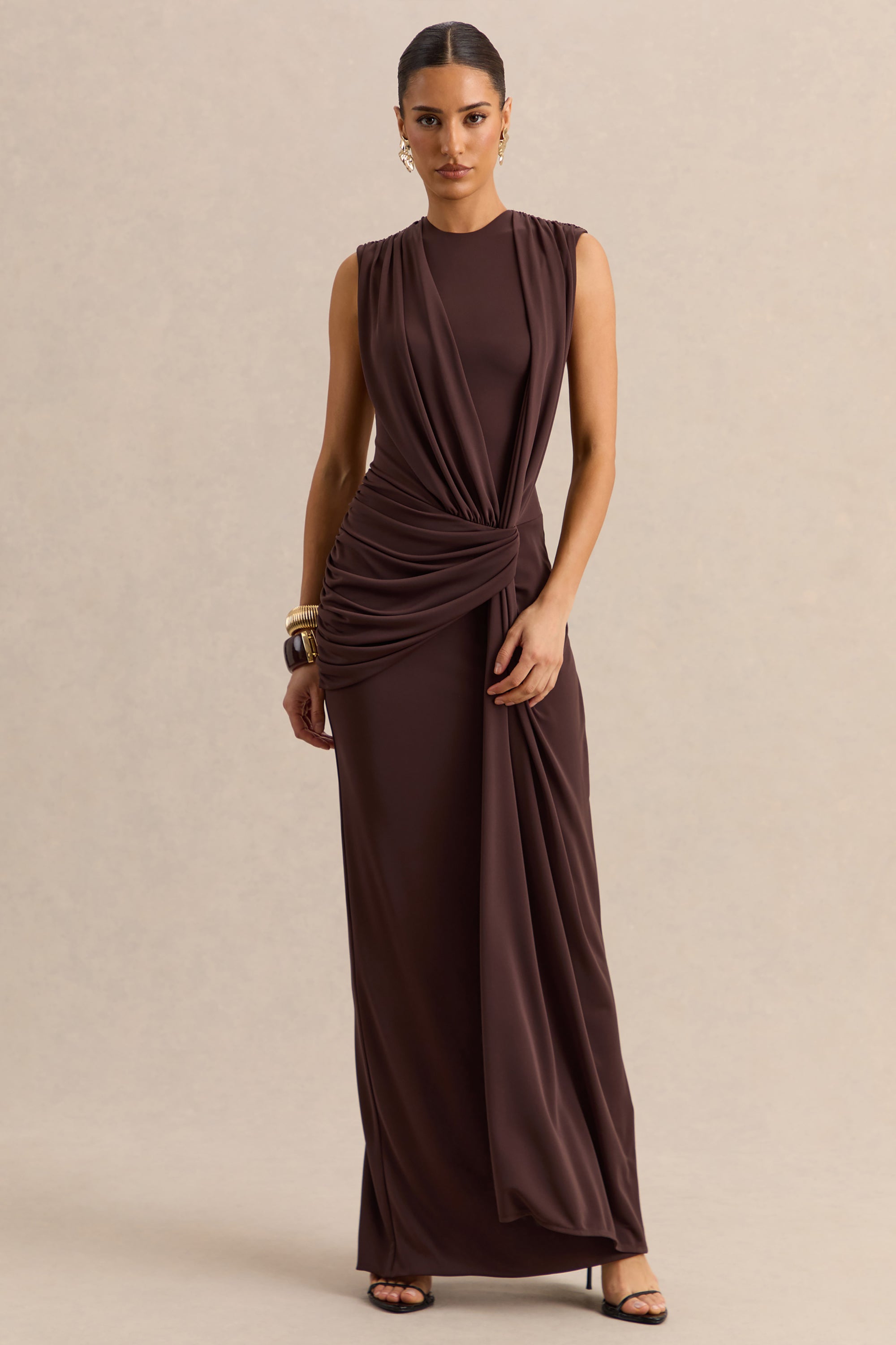 ECM_HR_CL137865021---Blythia---Brown-Round-Neck-Maxi-Dress-With-Gathered-Detailing--5.jpg