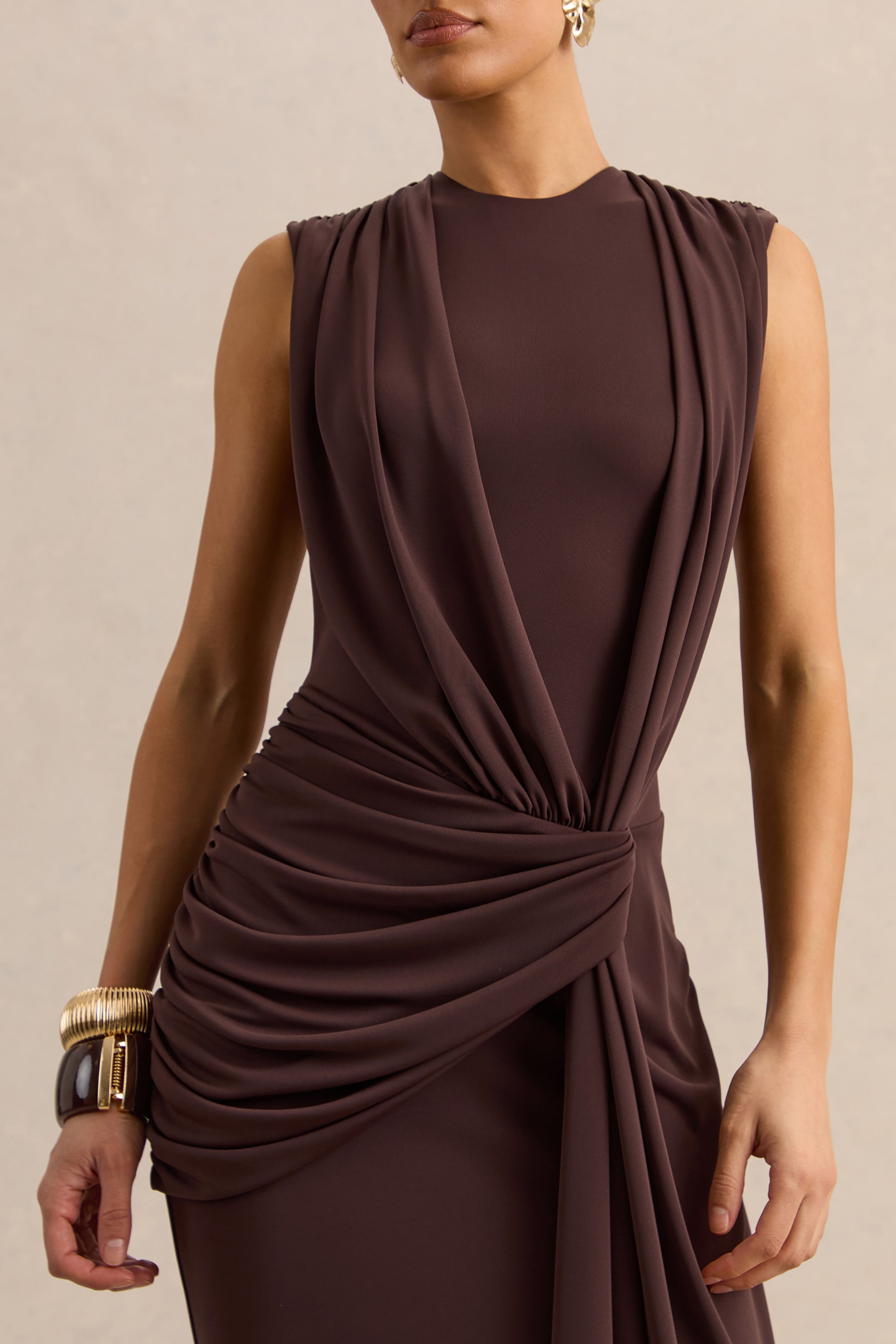 ECM_HR_CL137865021---Blythia---Brown-Round-Neck-Maxi-Dress-With-Gathered-Detailing--6.jpg