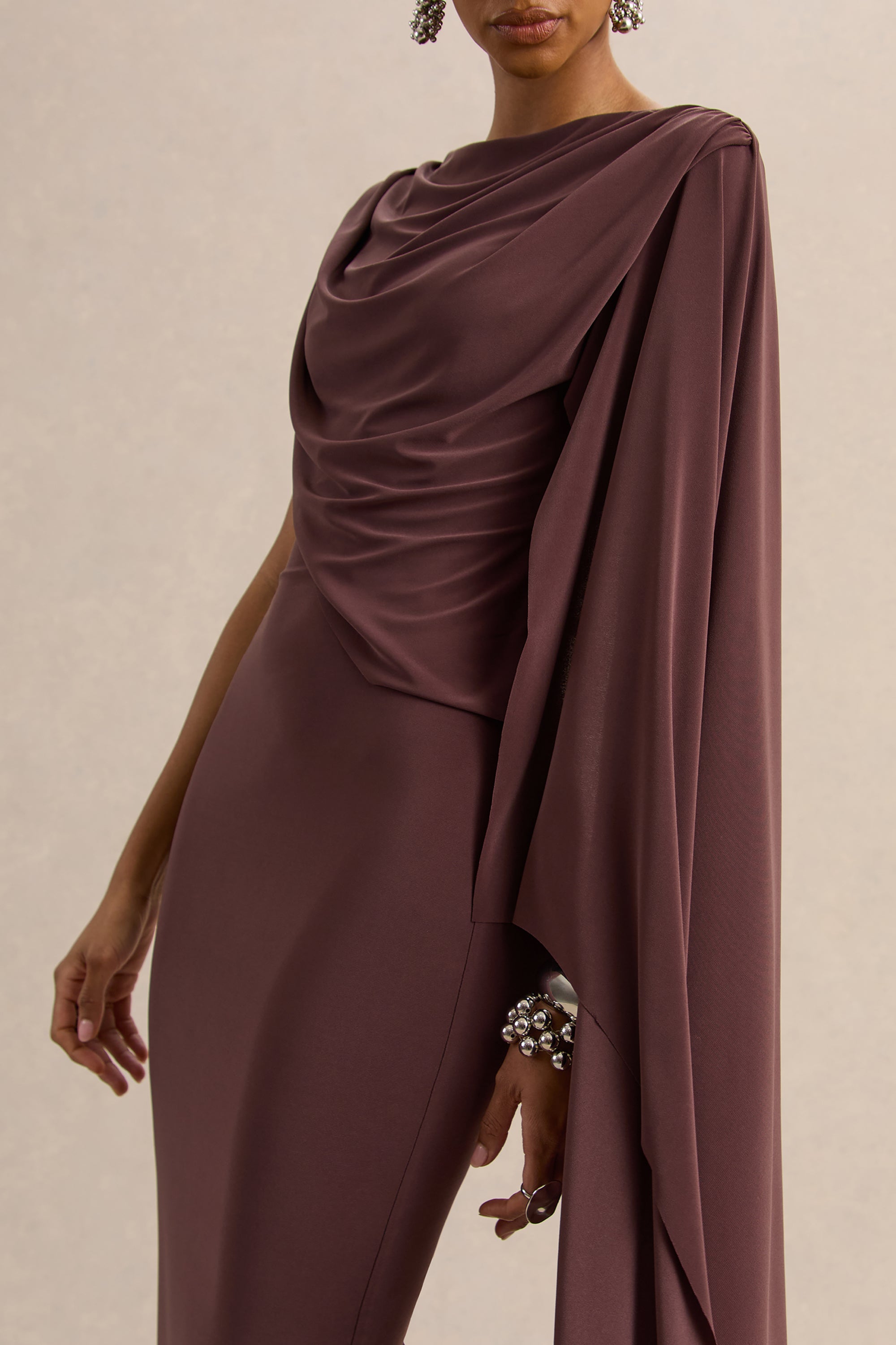 CL137869021---Kamoria---Brown-Round-Neck-Midi-Dress-With-Cape-Sleeve---46.jpg
