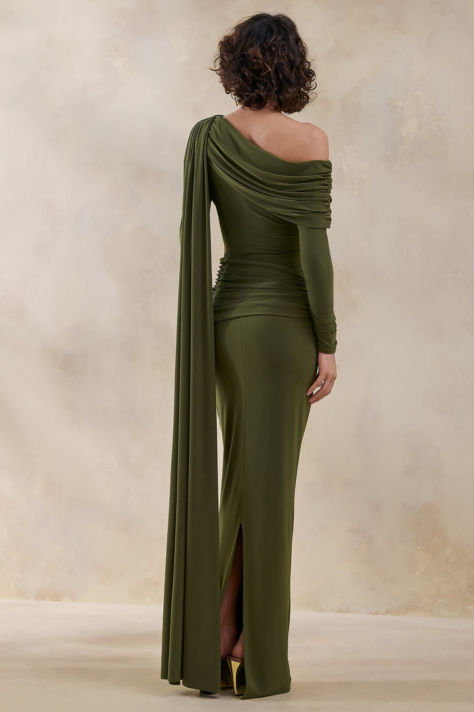 ECM_HR_CL137876037---Bessy-_-Green-Asymmetric-Neck-Maxi-Dress-With-Gathered-Detailing-And-Sash-3.jpg