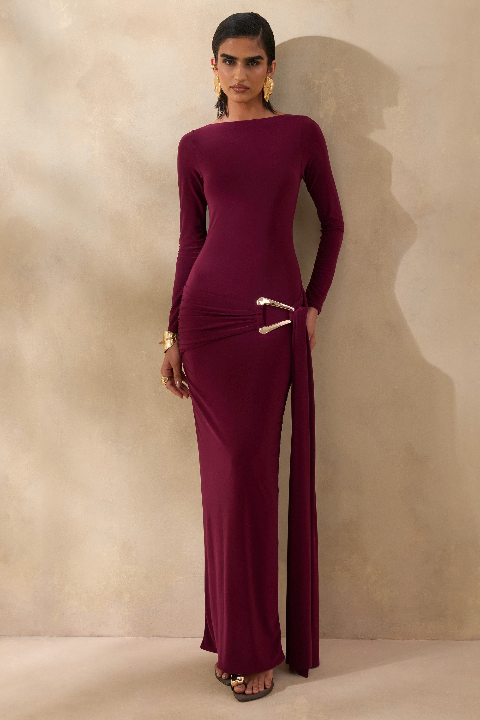 ECM_HR_CL137884102 -  Astrielle | Burgundy Round-Neck With Gold-Detail And Sash 4.jpg