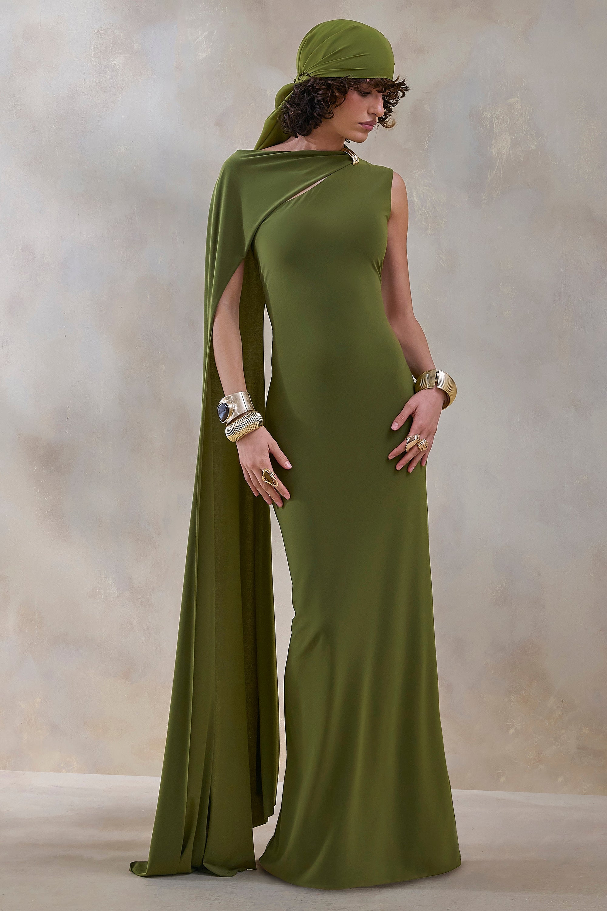 ECM_HR_CL137886037 - Isdelia | Green Asymmetric-Neck Maxi Dress With Cape-Sleeve 3.jpg