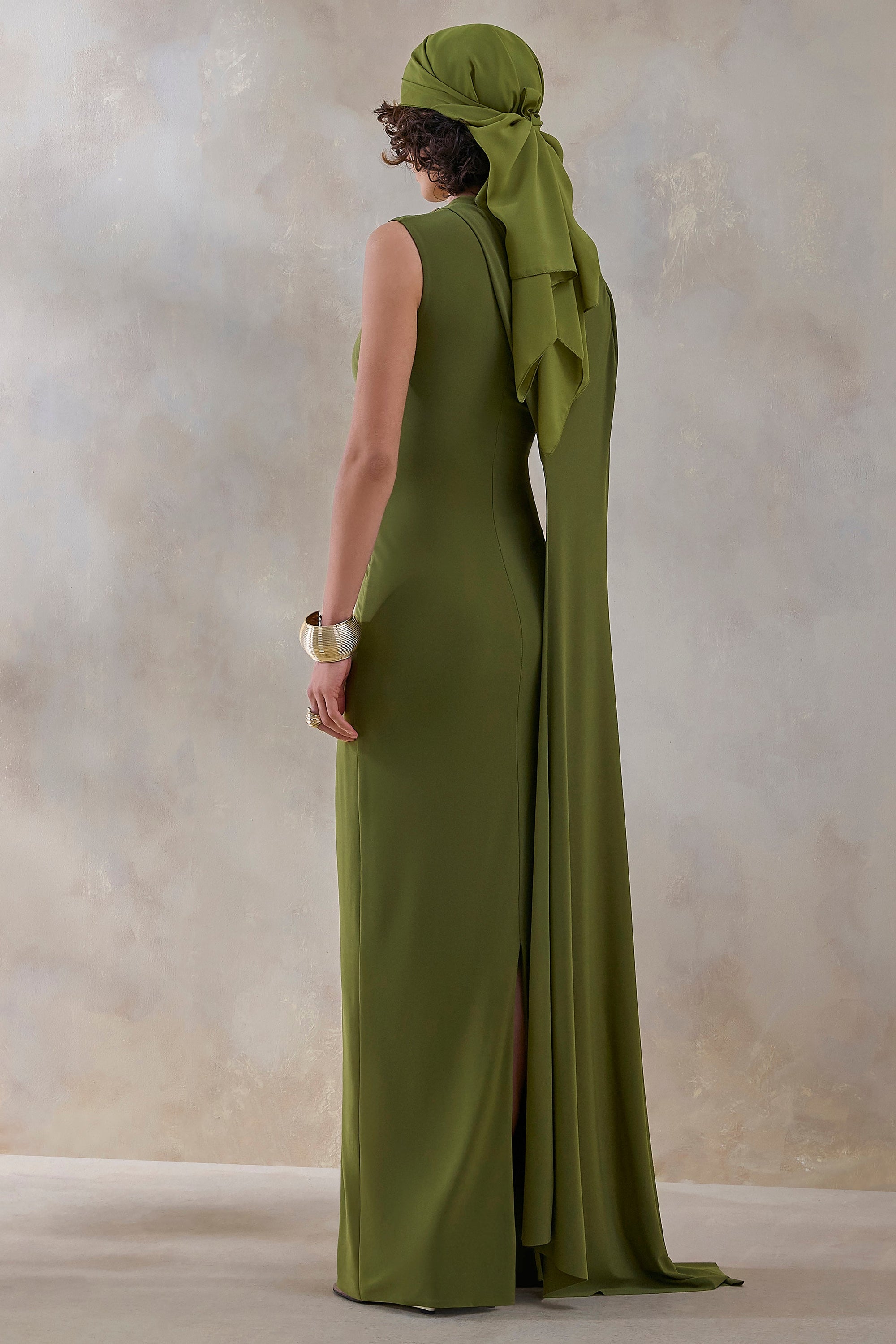 ECM_HR_CL137886037 - Isdelia | Green Asymmetric-Neck Maxi Dress With Cape-Sleeve 4.jpg