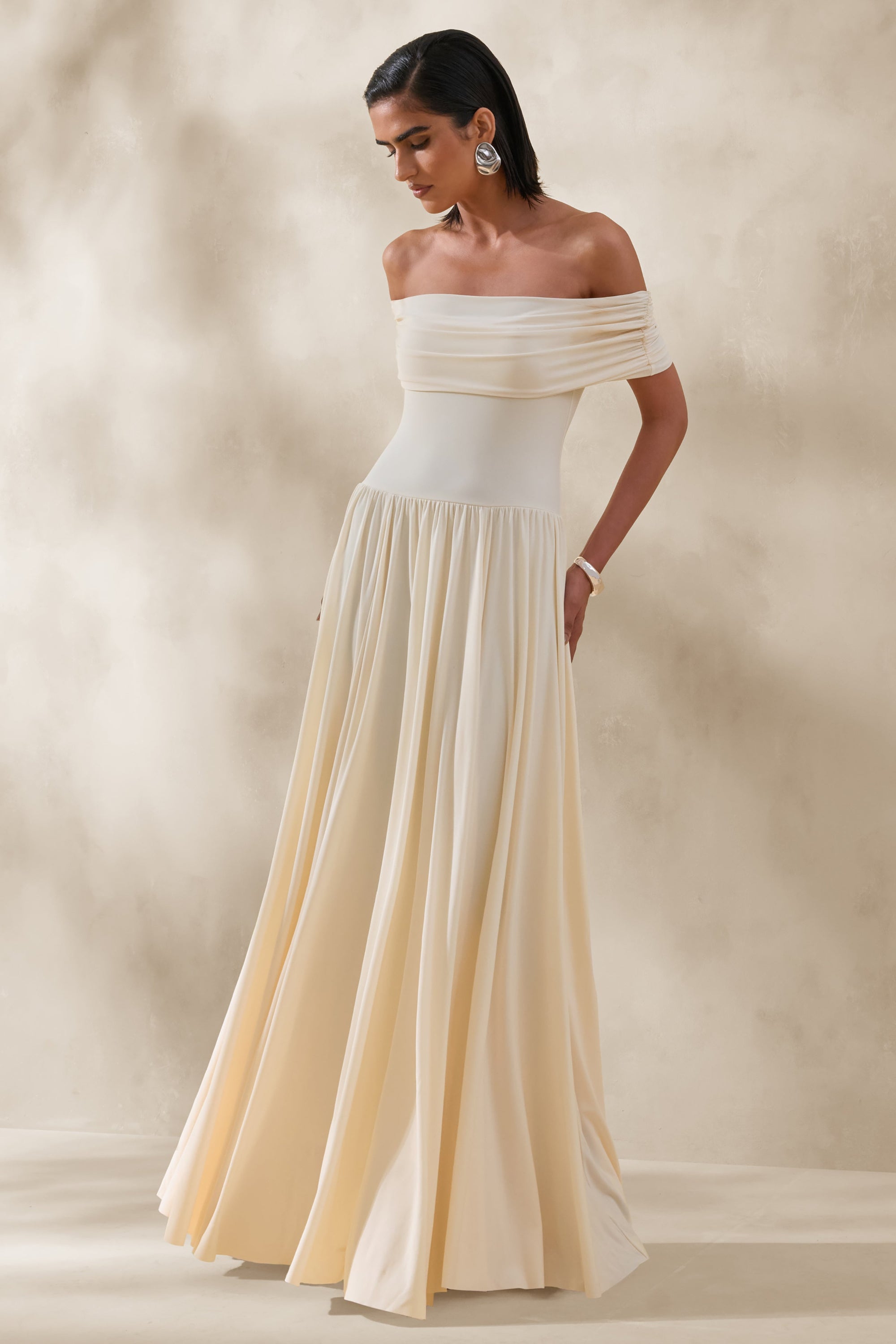 ECM_HR_CL138047111---Cindie-_-Cream-Bardot-Neck-Maxi-Dress-2.jpg
