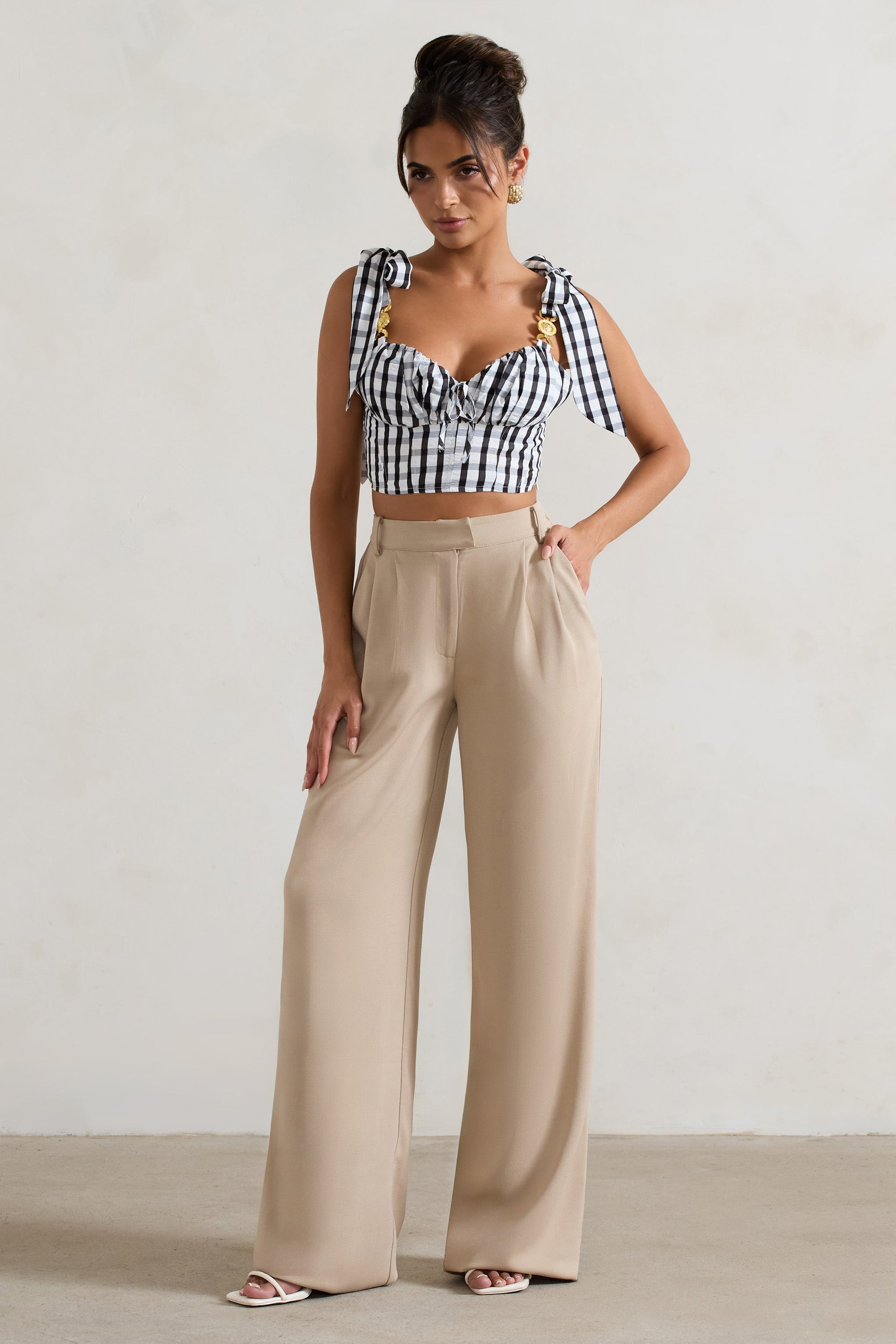 WB_HR_CL134041228-MaudBlack_WhiteGinghamCropTopWithTieStraps2_f58b2275-dfc3-4687-8939-373ed8e7db5a